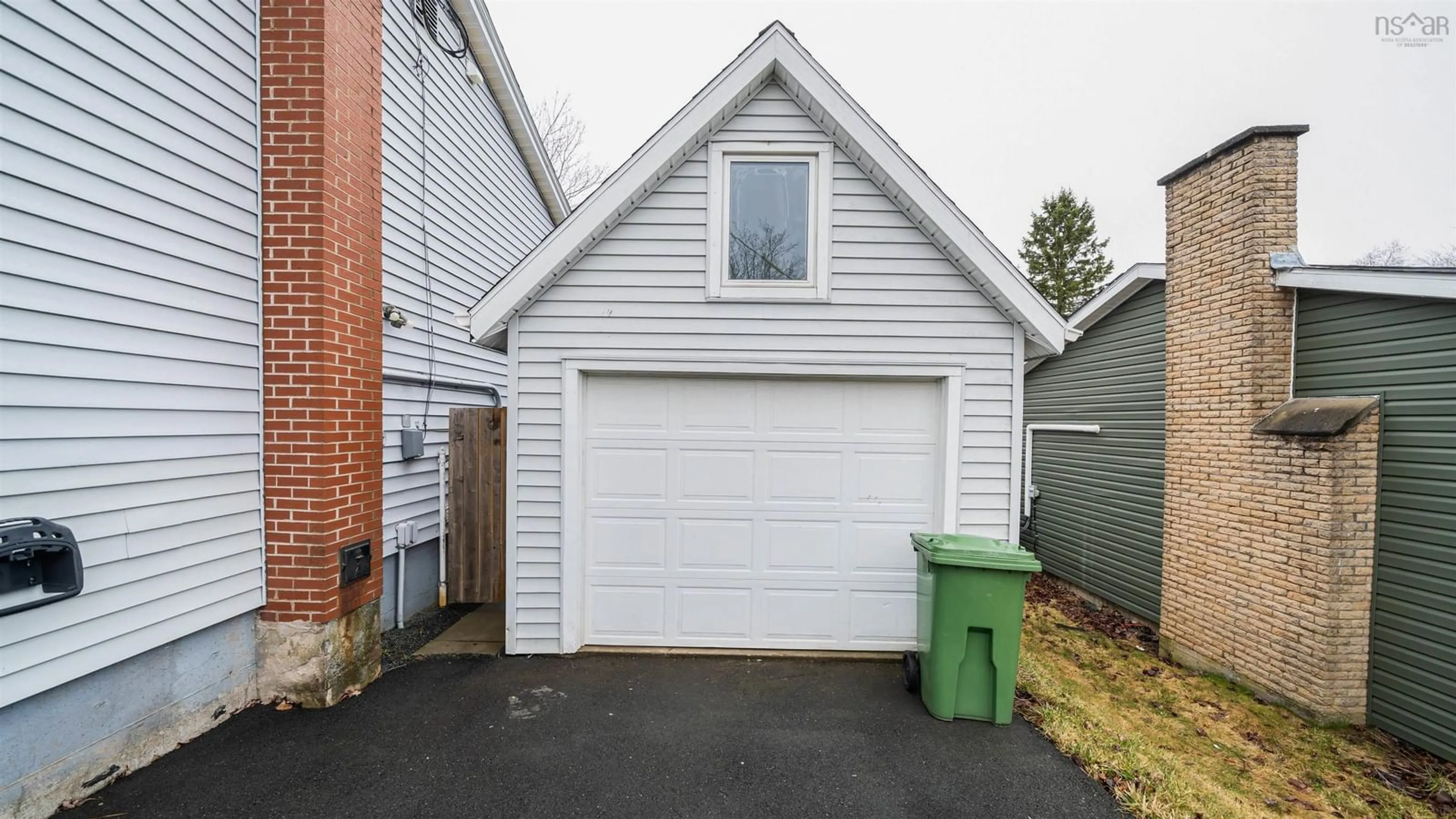 Unknown for 11 Glencoe Dr, Dartmouth Nova Scotia B2X 1J2