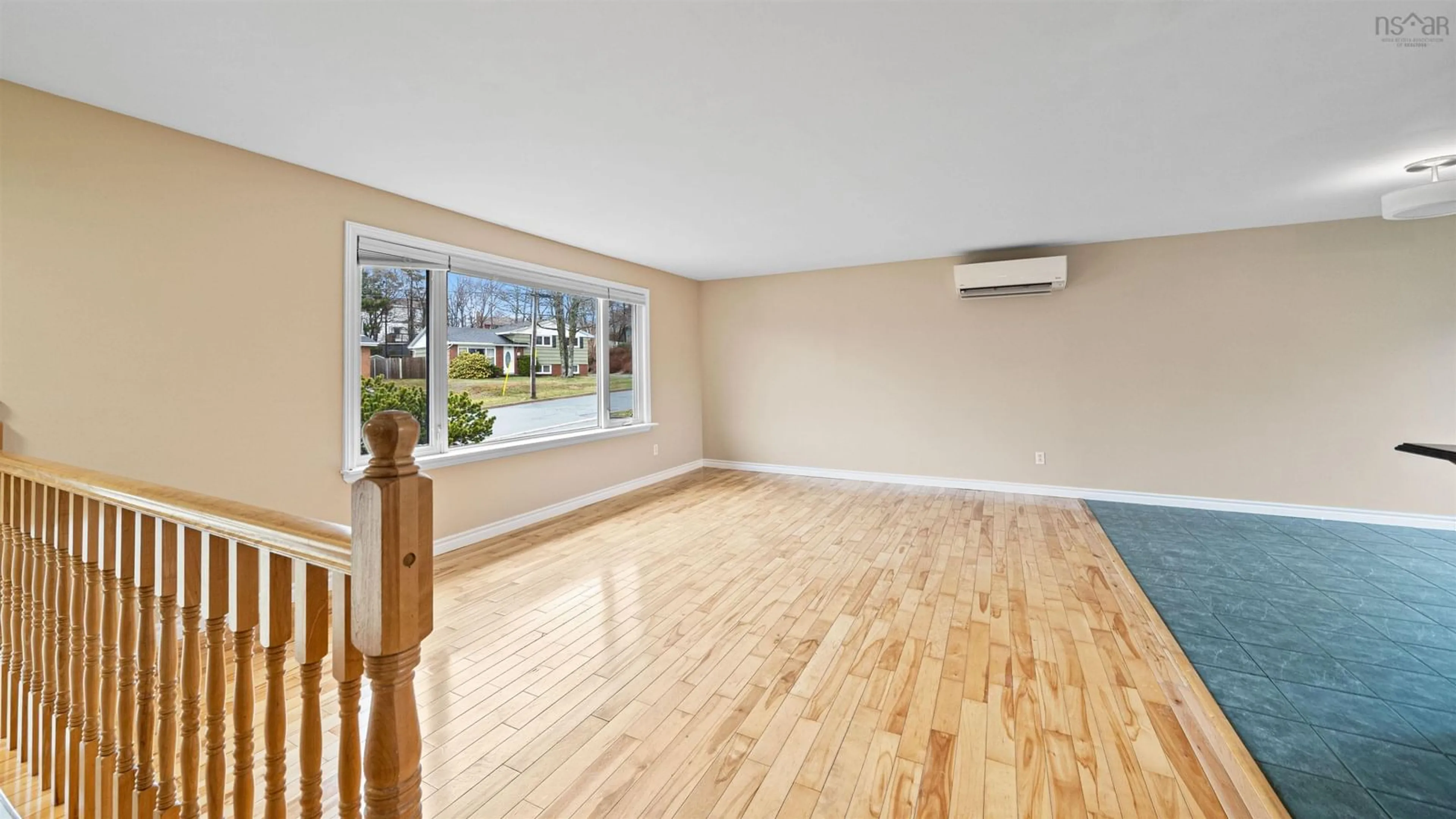 Unknown for 11 Glencoe Dr, Dartmouth Nova Scotia B2X 1J2