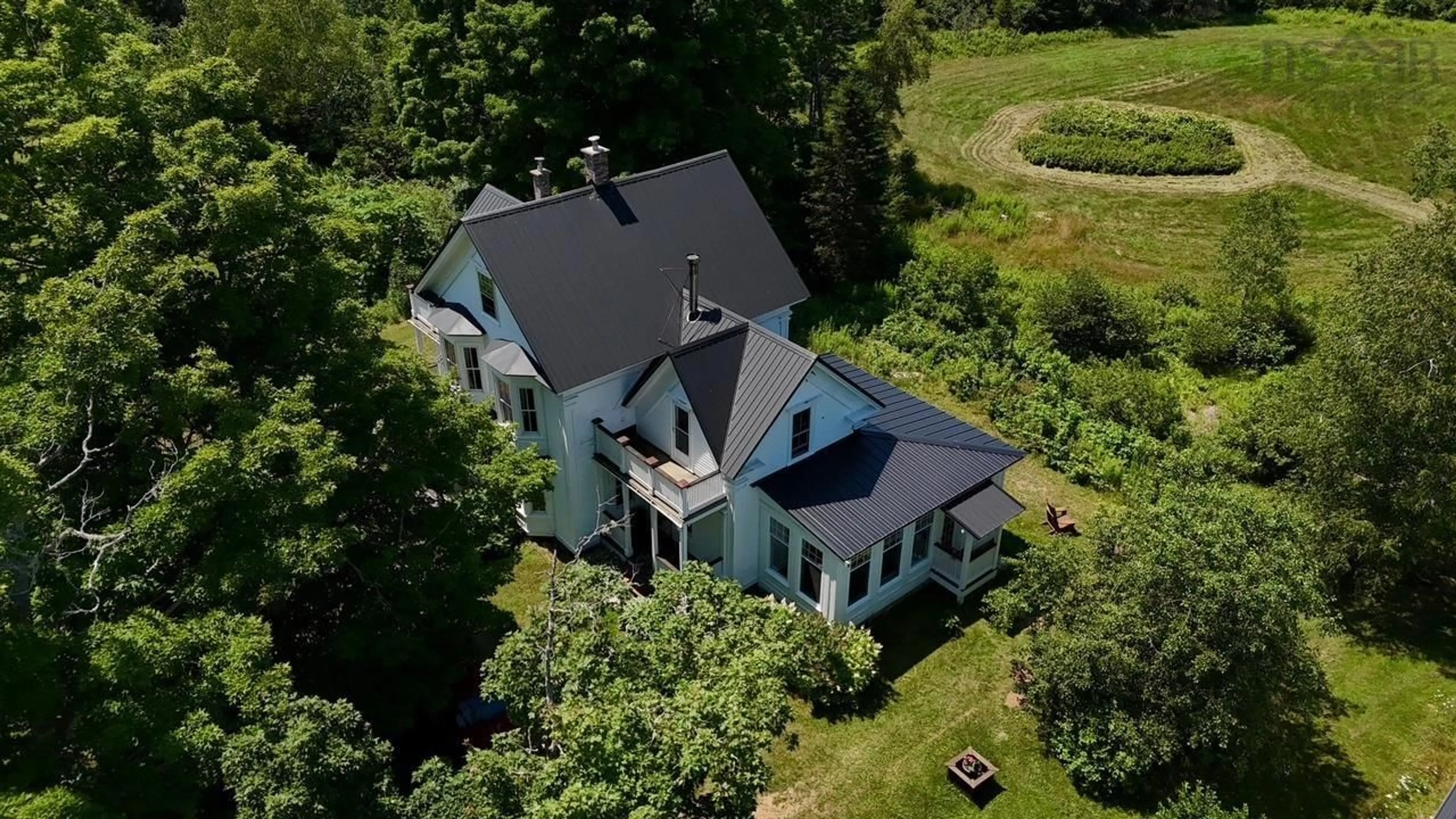 A pic from outside/outdoor area/front of a property/back of a property/a pic from drone, building for 5183 Highway 2, Bass River Nova Scotia B0M 1B0