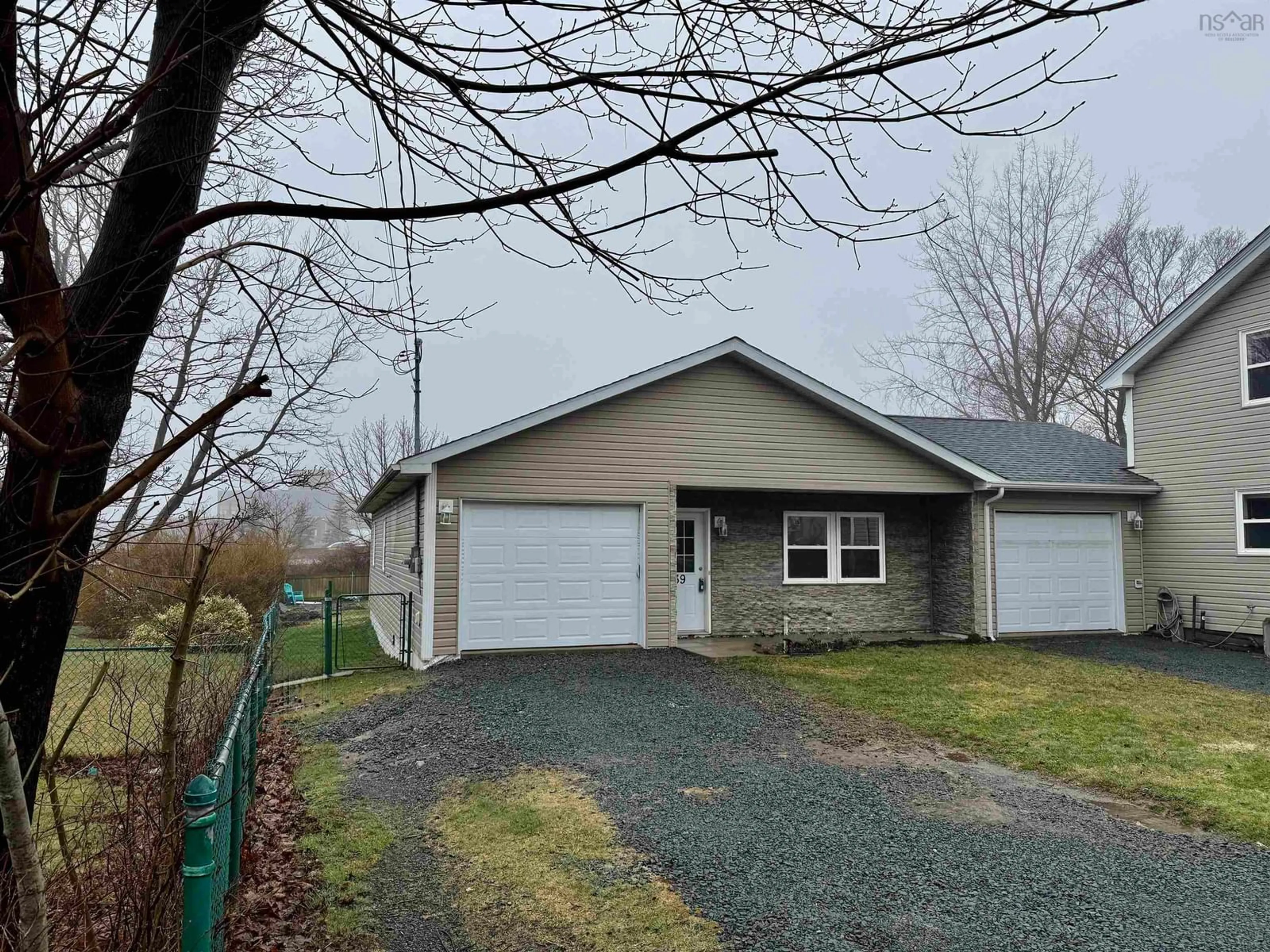 Unknown for 39 Irving St, Dartmouth Nova Scotia B2W 1K1