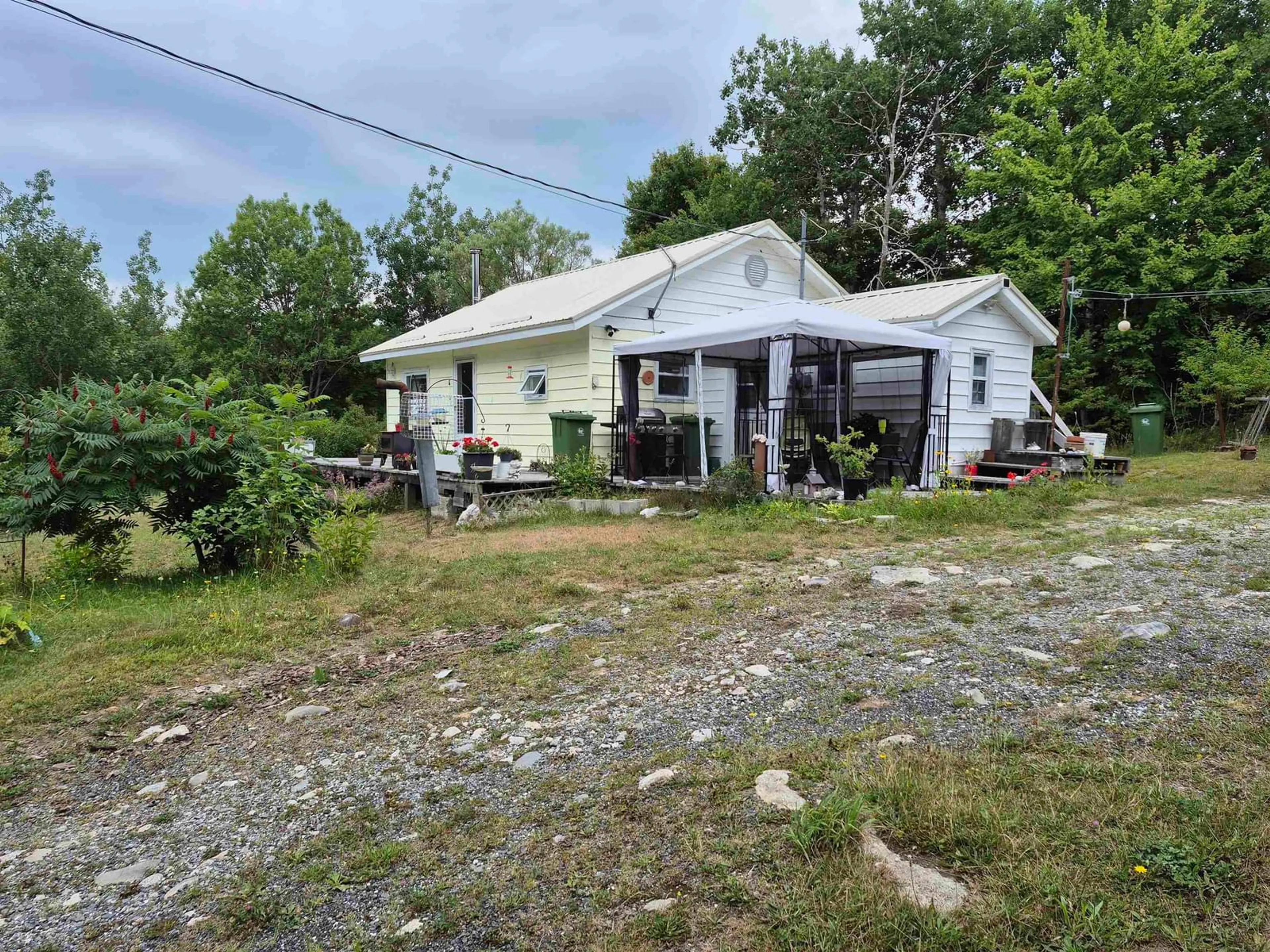 A pic from outside/outdoor area/front of a property/back of a property/a pic from drone, unknown for 36 Goose View Dr, East Port L'Hebert Nova Scotia B0T 1S0