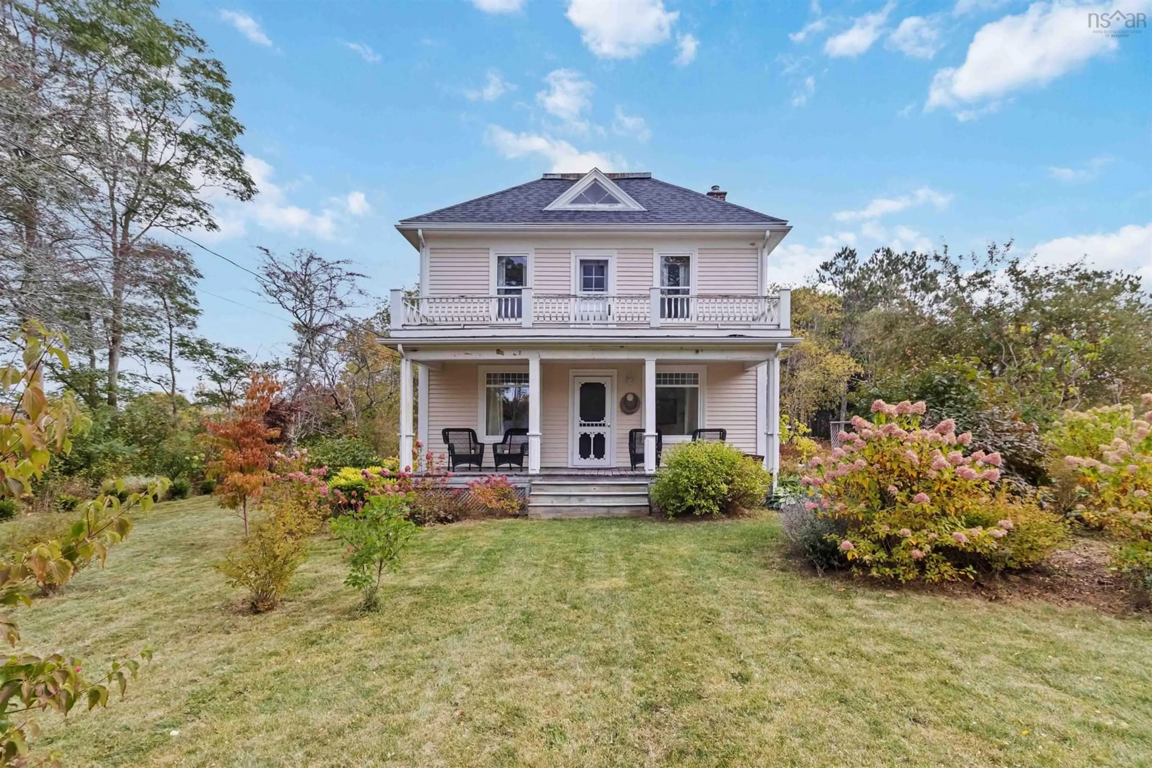 A pic from outside/outdoor area/front of a property/back of a property/a pic from drone, unknown for 2571 Highway 331, West Lahave Nova Scotia B0R 1G0