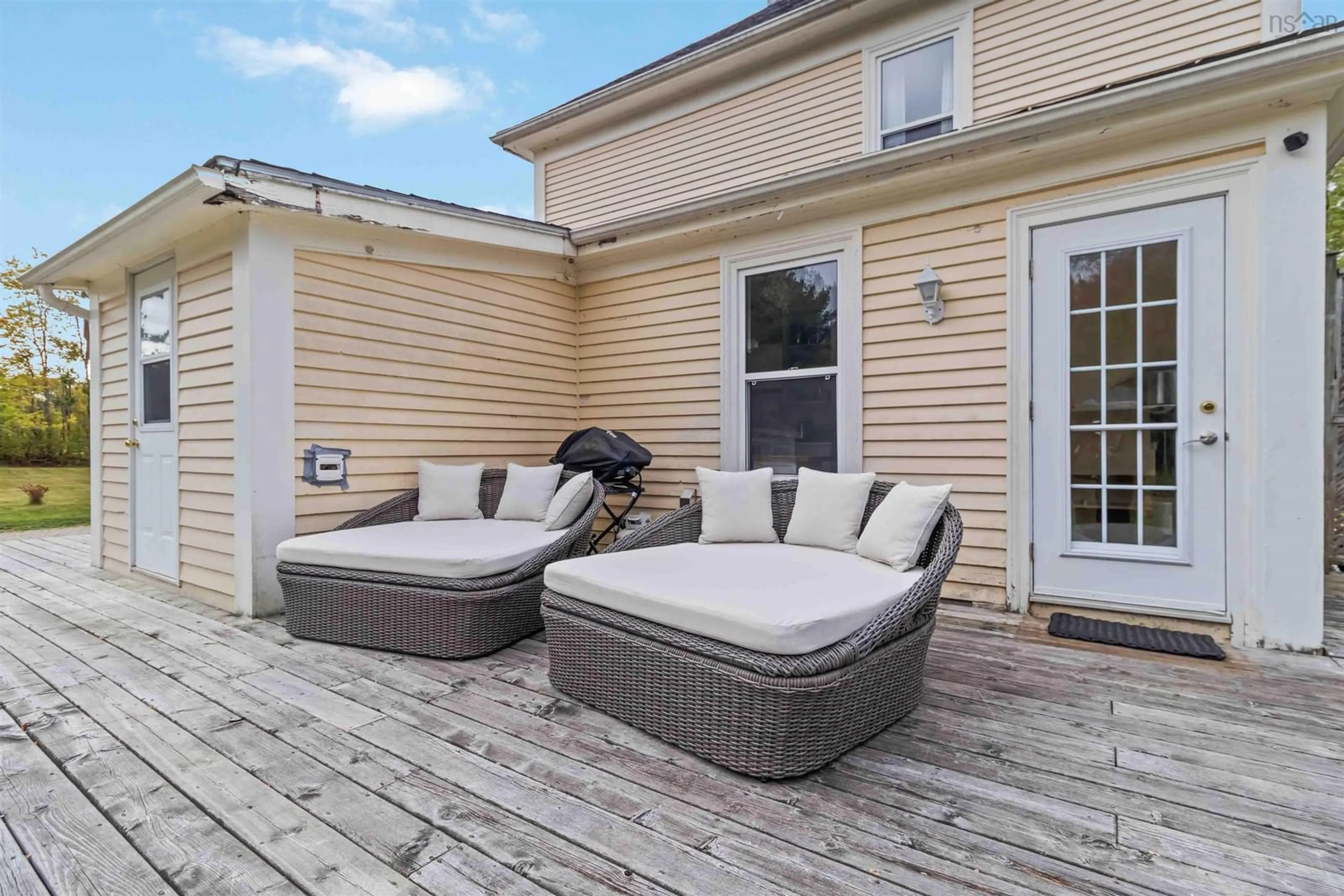 Patio, street for 2571 Highway 331, West Lahave Nova Scotia B0R 1G0