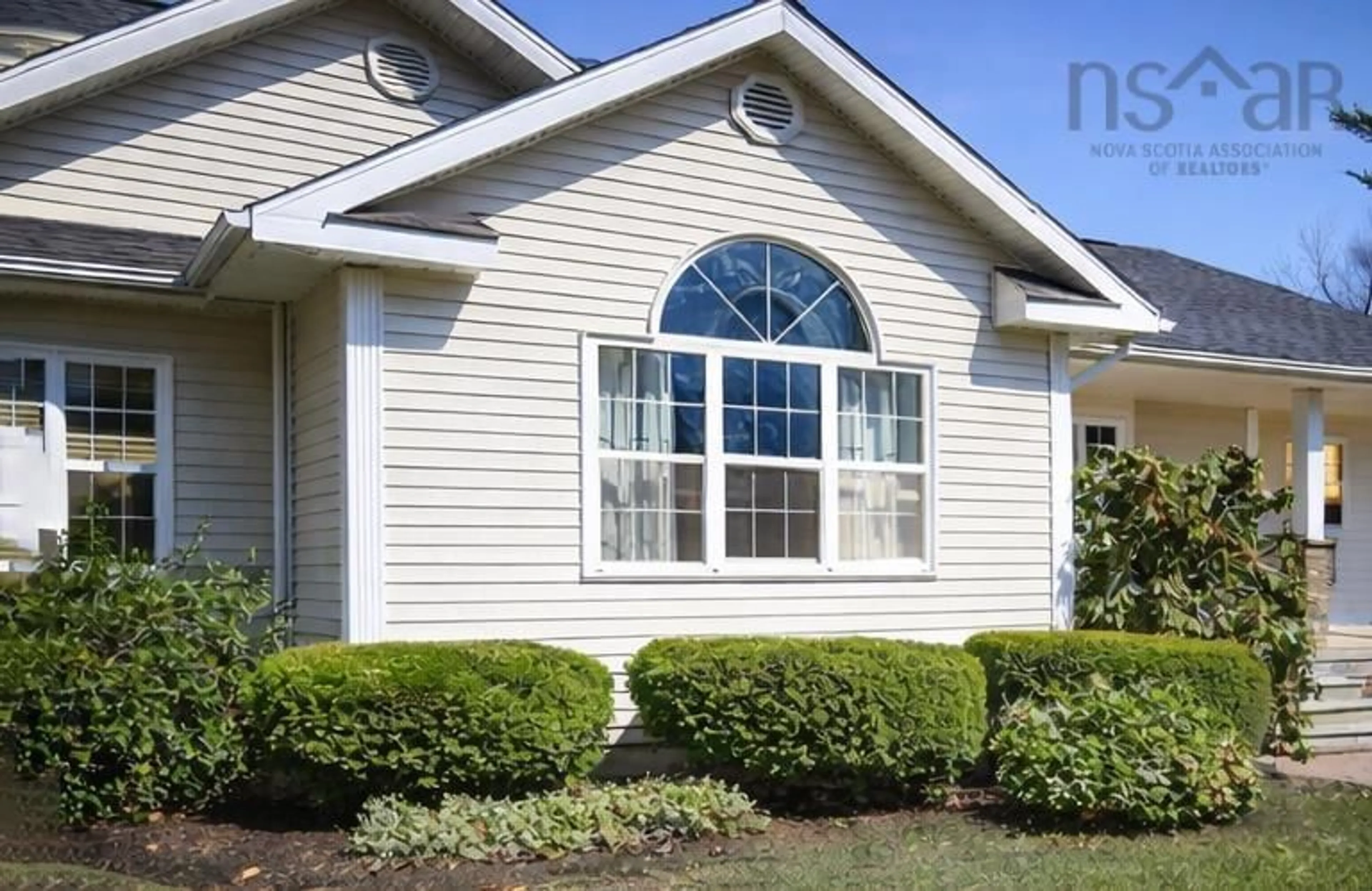 Home with vinyl exterior material, building for 665 Maple Street, East Berwick Nova Scotia B0P 1E0