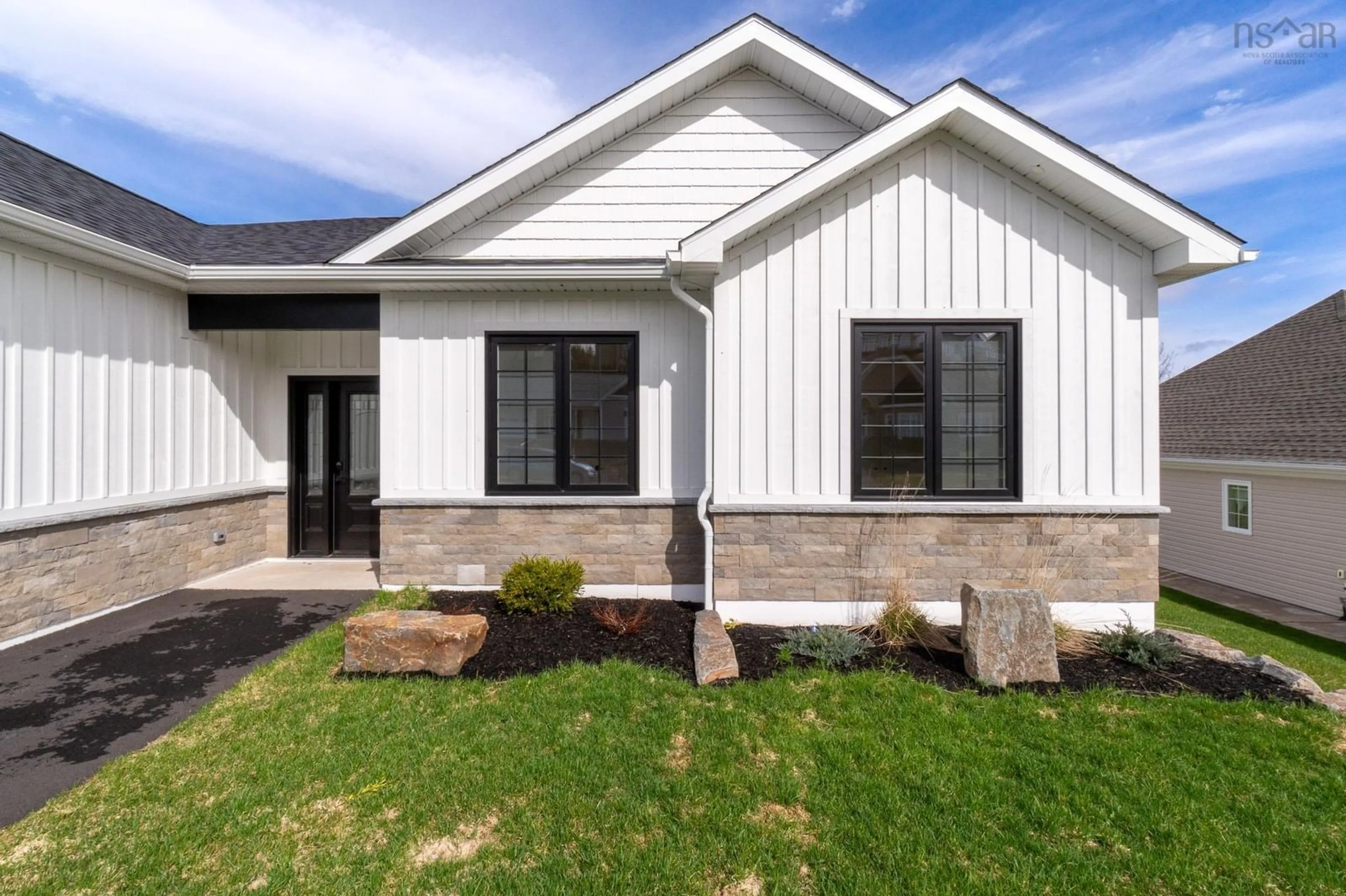 Home with vinyl exterior material, street for 18 Mallard Ave, Canaan Nova Scotia B4N 0A3