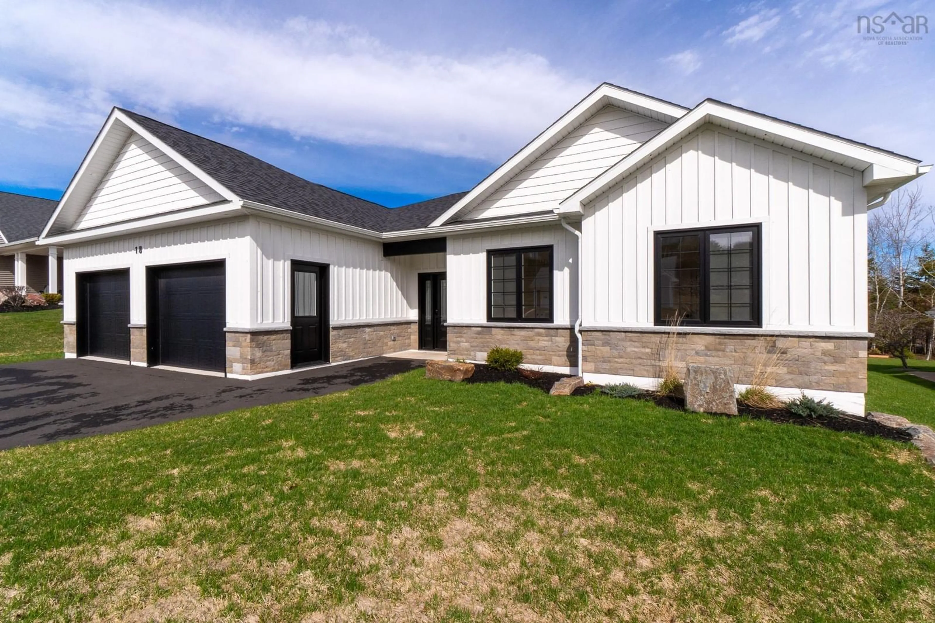 Home with vinyl exterior material, street for 18 Mallard Ave, Canaan Nova Scotia B4N 0A3