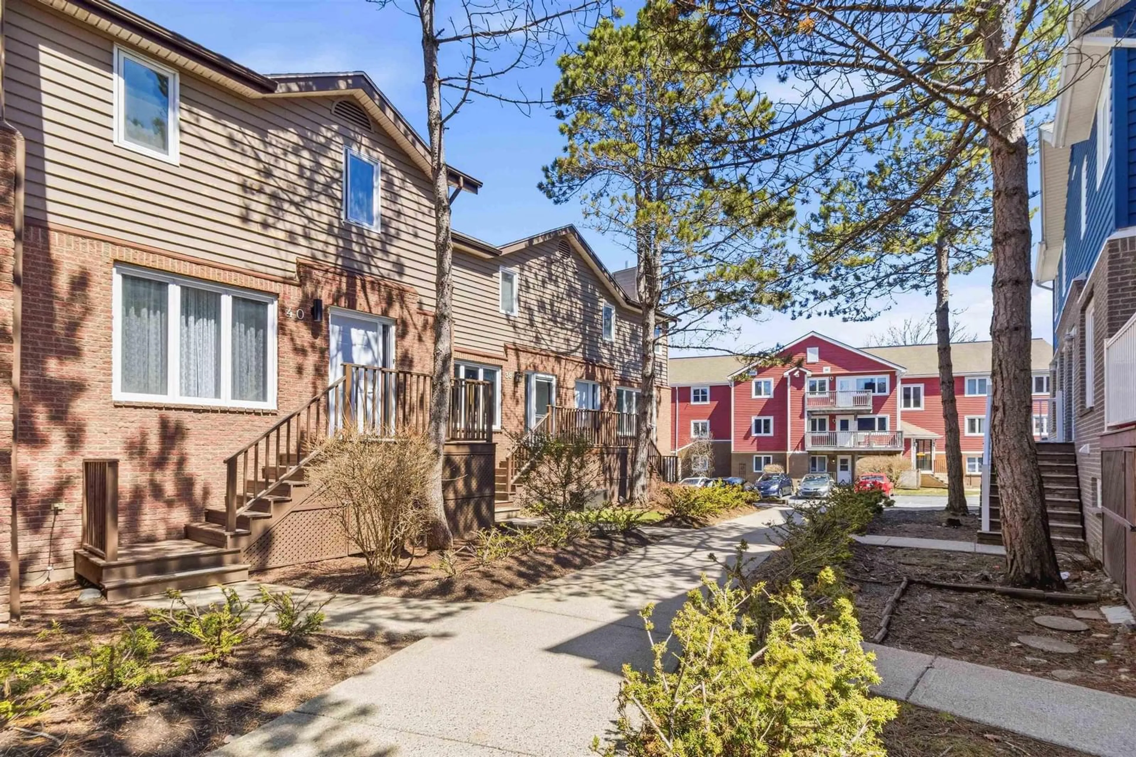 Patio, street for 40 Attenborough Crt, Halifax Nova Scotia B3M 4C9