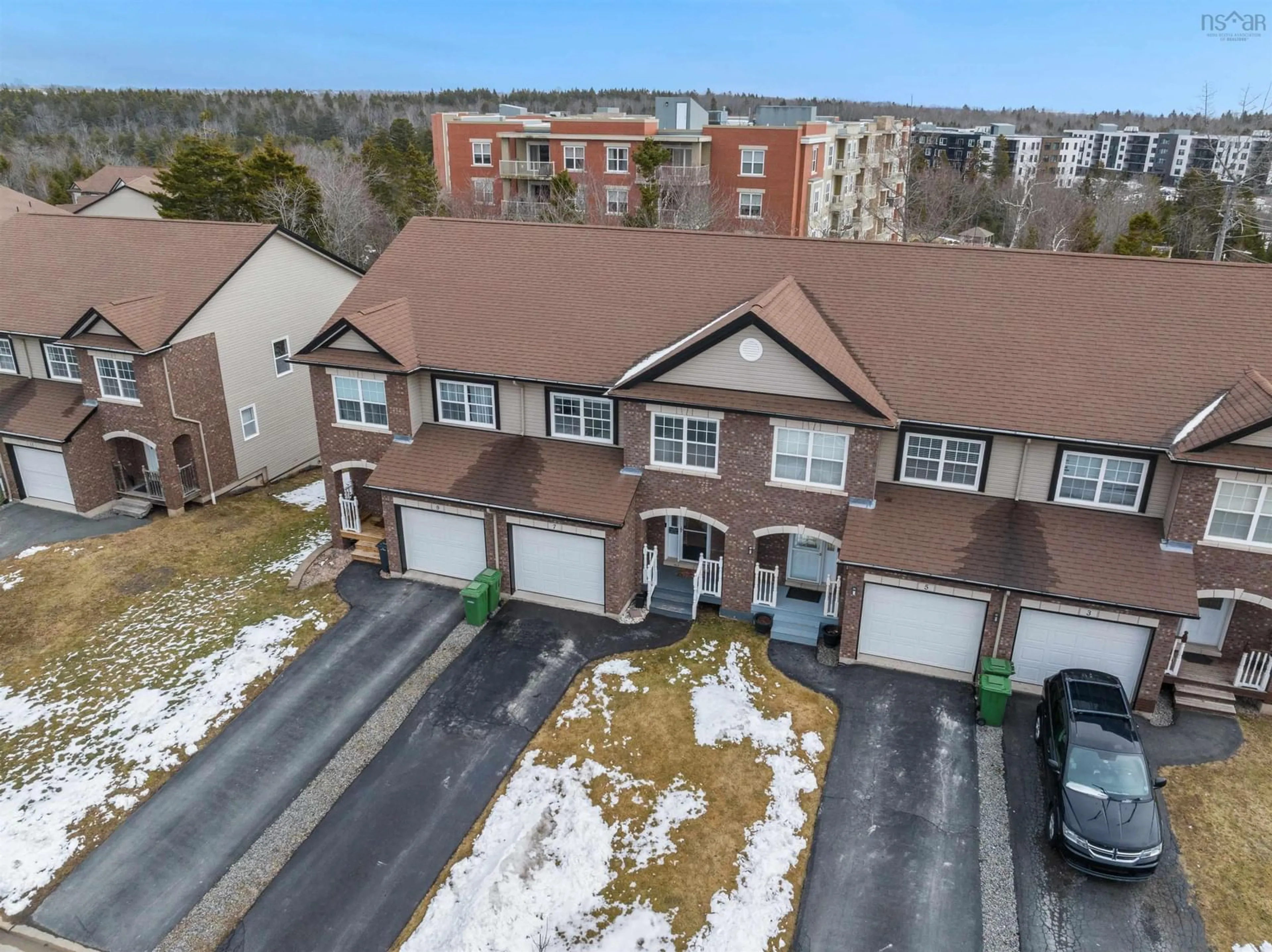 A pic from outside/outdoor area/front of a property/back of a property/a pic from drone, unknown for 7 Morningfield Lane, Dartmouth Nova Scotia B2W 0J6