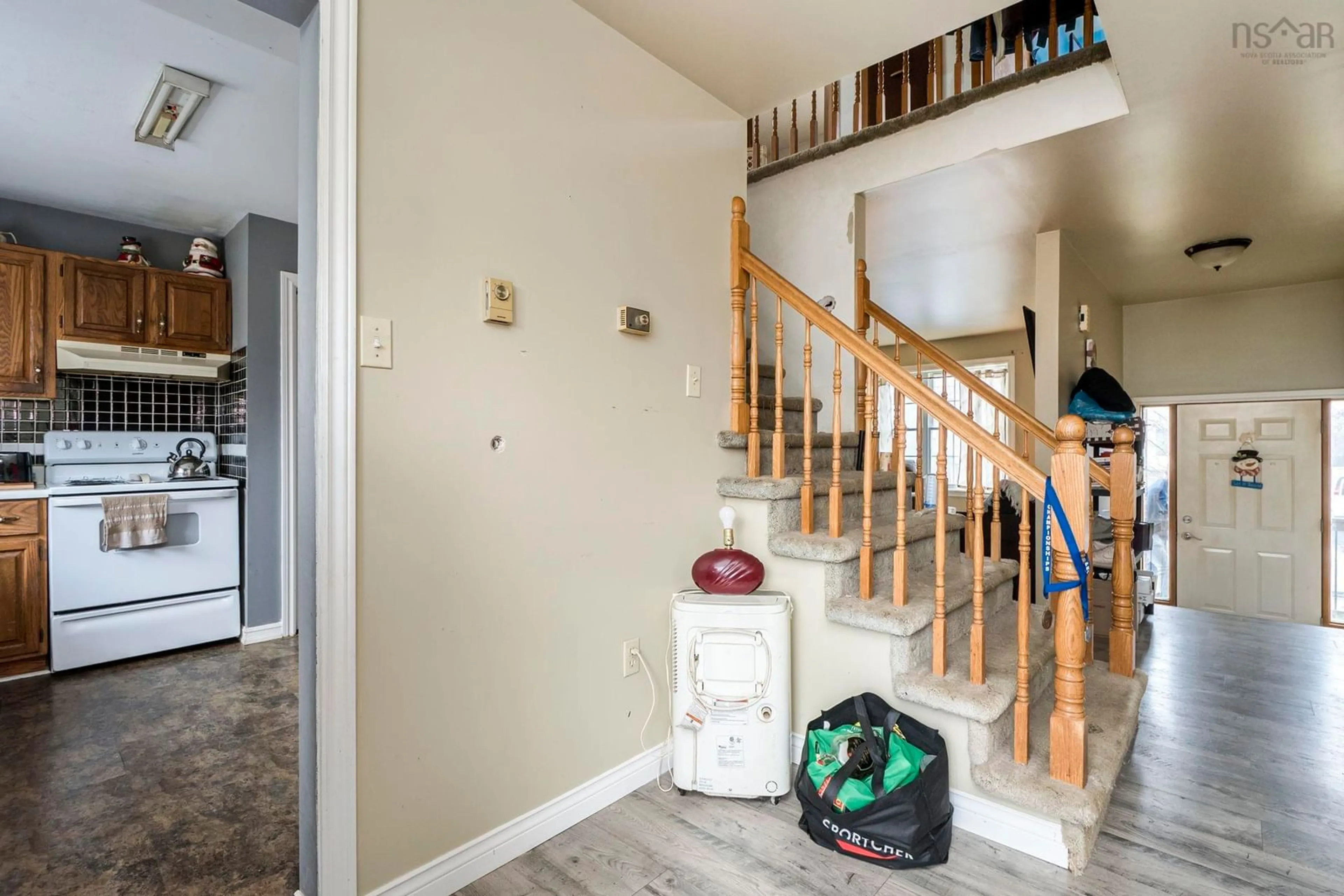 Indoor foyer for 13 Mountain Maple Dr, Timberlea Nova Scotia B3T 1G7