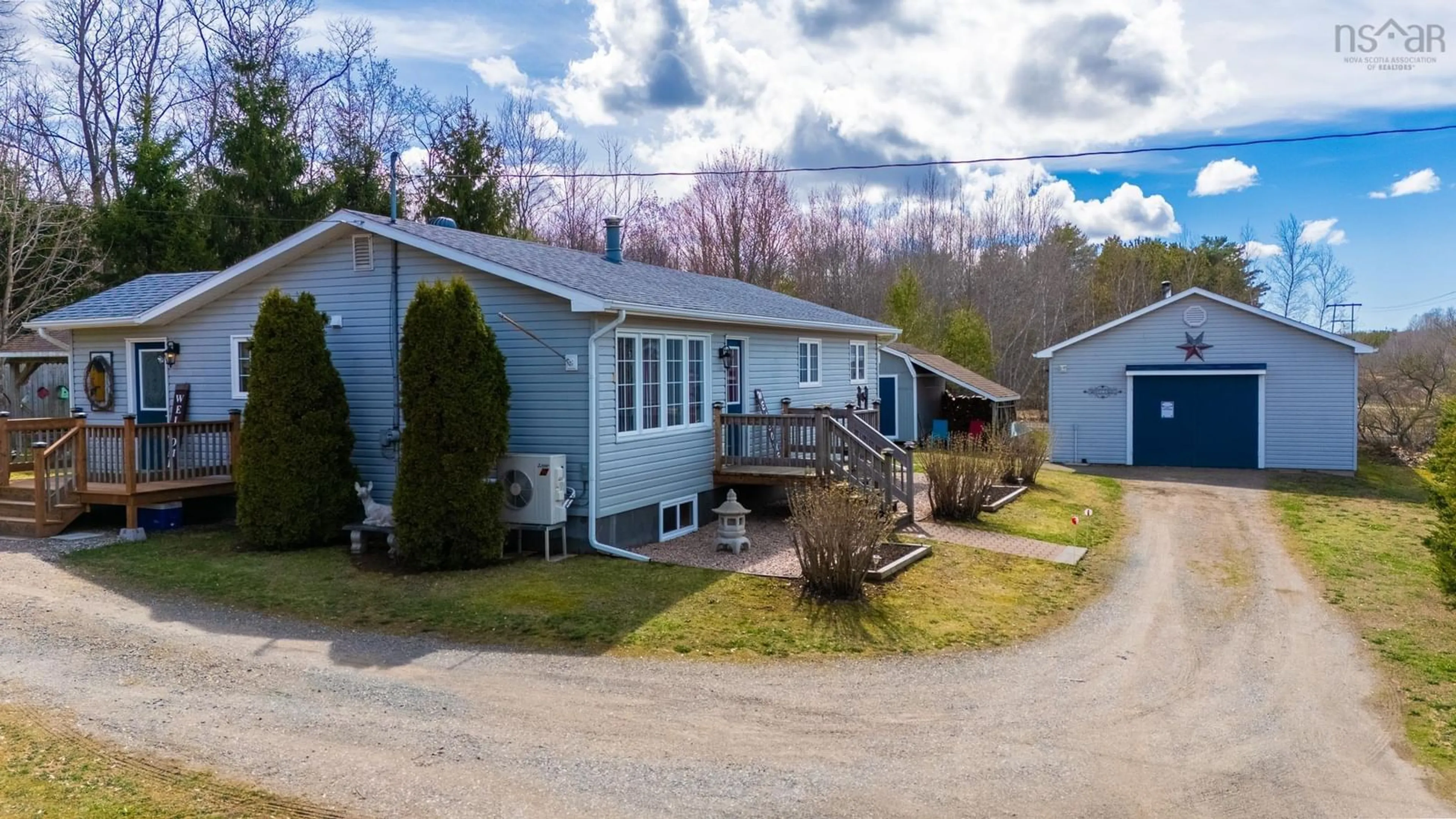 A pic from outside/outdoor area/front of a property/back of a property/a pic from drone, street for 771 Randolph Rd, Cambridge Nova Scotia B0P 1G0