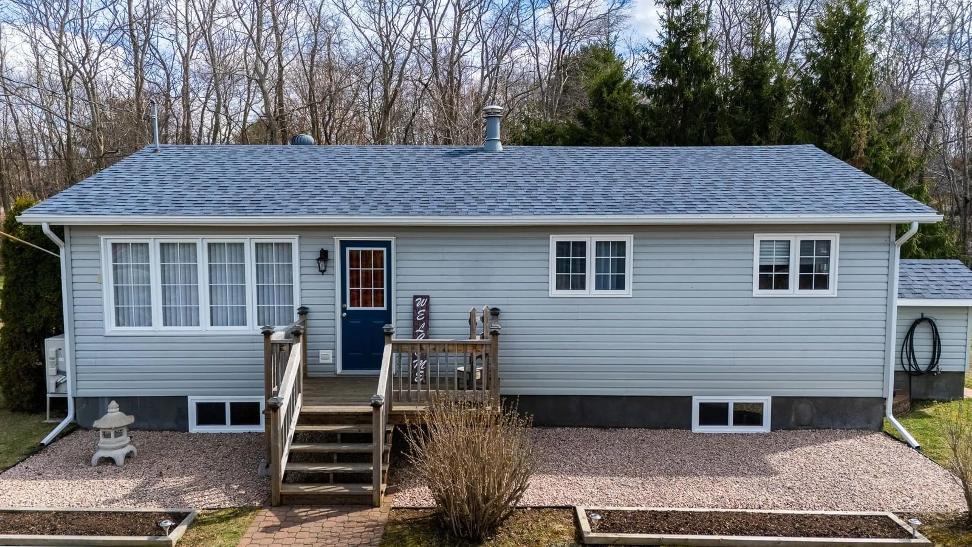 Home with vinyl exterior material, unknown for 771 Randolph Rd, Cambridge Nova Scotia B0P 1G0