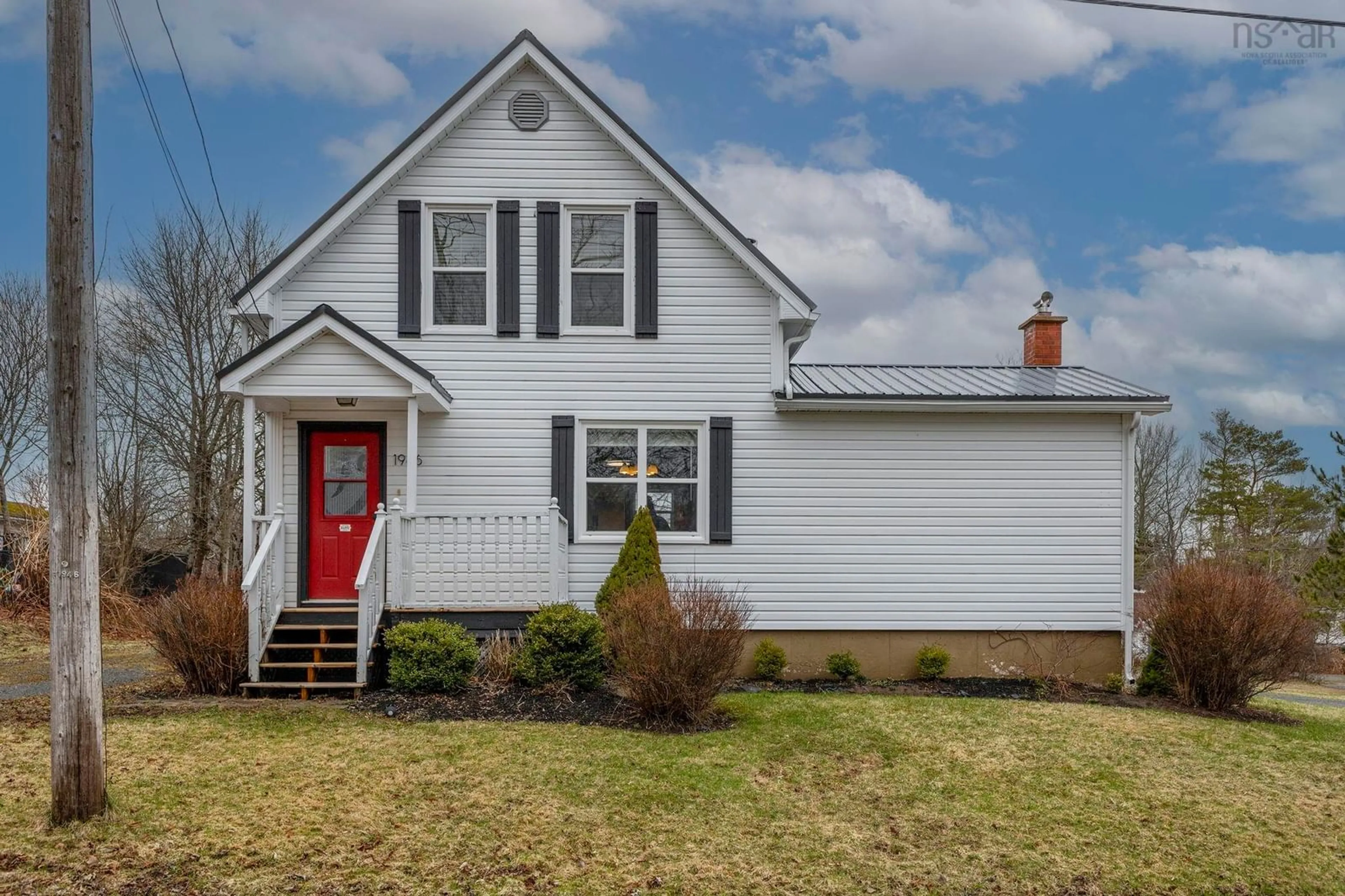 Home with vinyl exterior material, street for 1946 West St, Westville Nova Scotia B0K 2A0
