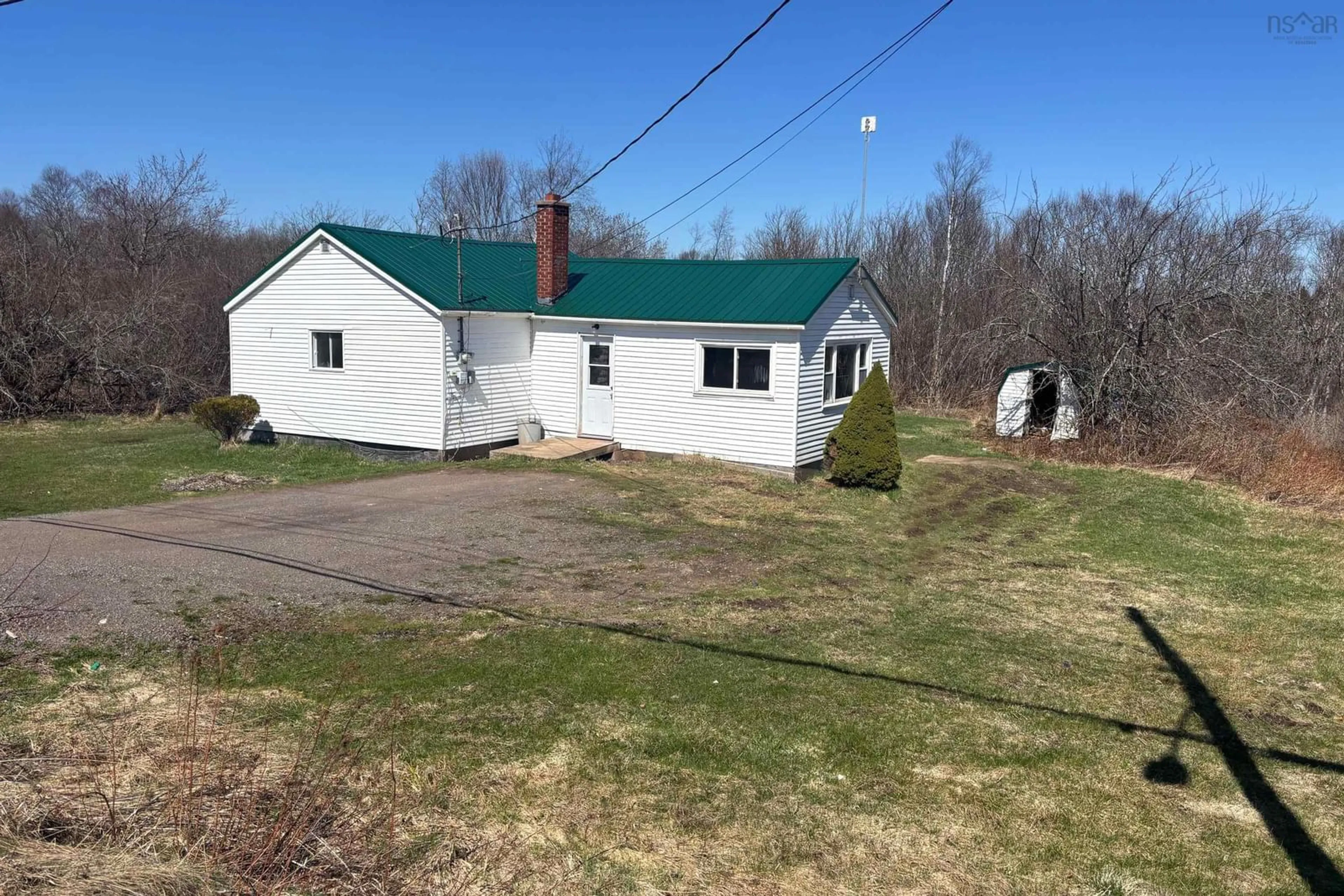 A pic from outside/outdoor area/front of a property/back of a property/a pic from drone, unknown for 71 Pit Rd, Joggins Nova Scotia B0L 1A0