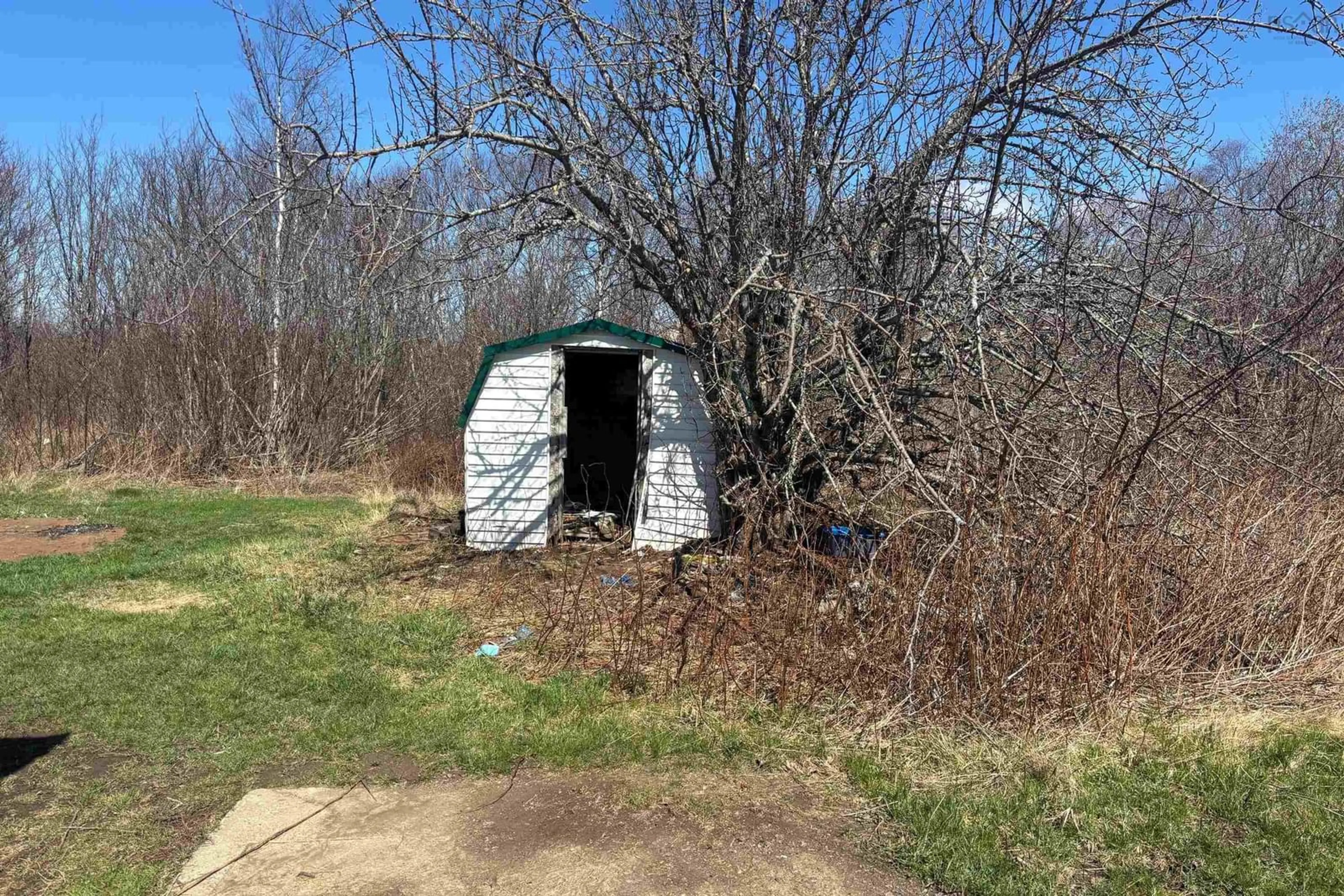 Shed for 71 Pit Rd, Joggins Nova Scotia B0L 1A0