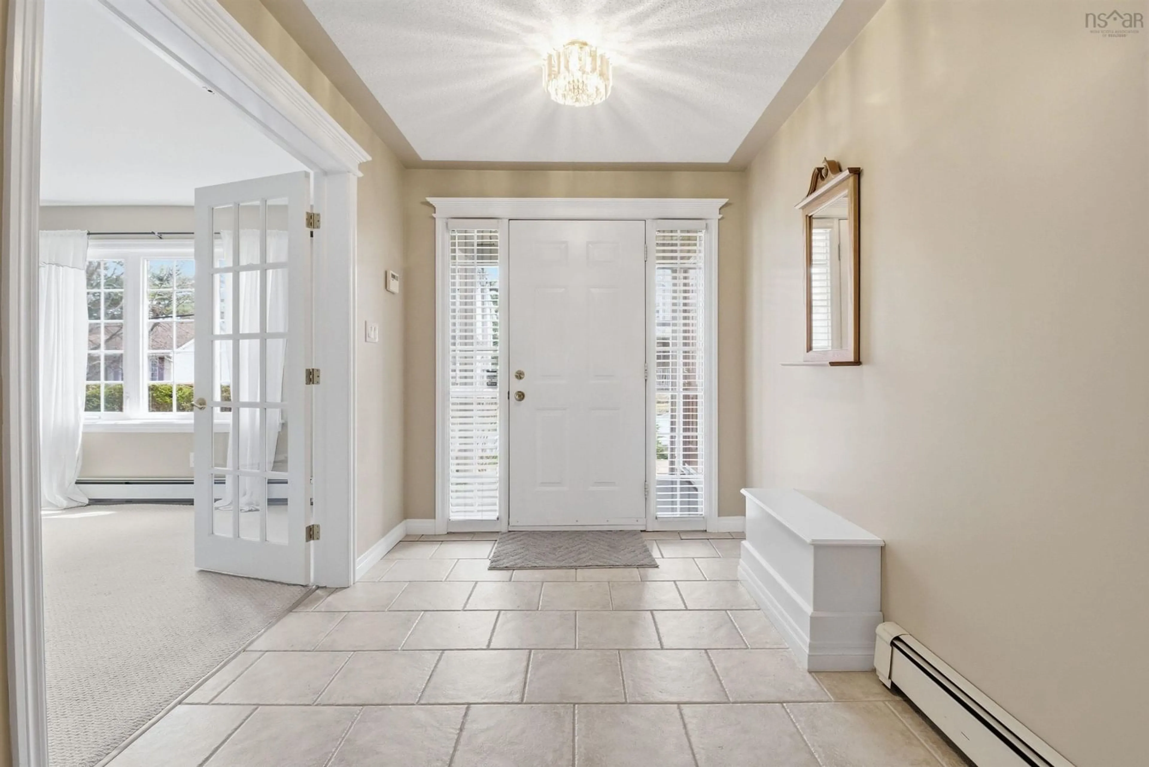 Indoor entryway for 289 Nottingham St, Bedford Nova Scotia B4A 4G8