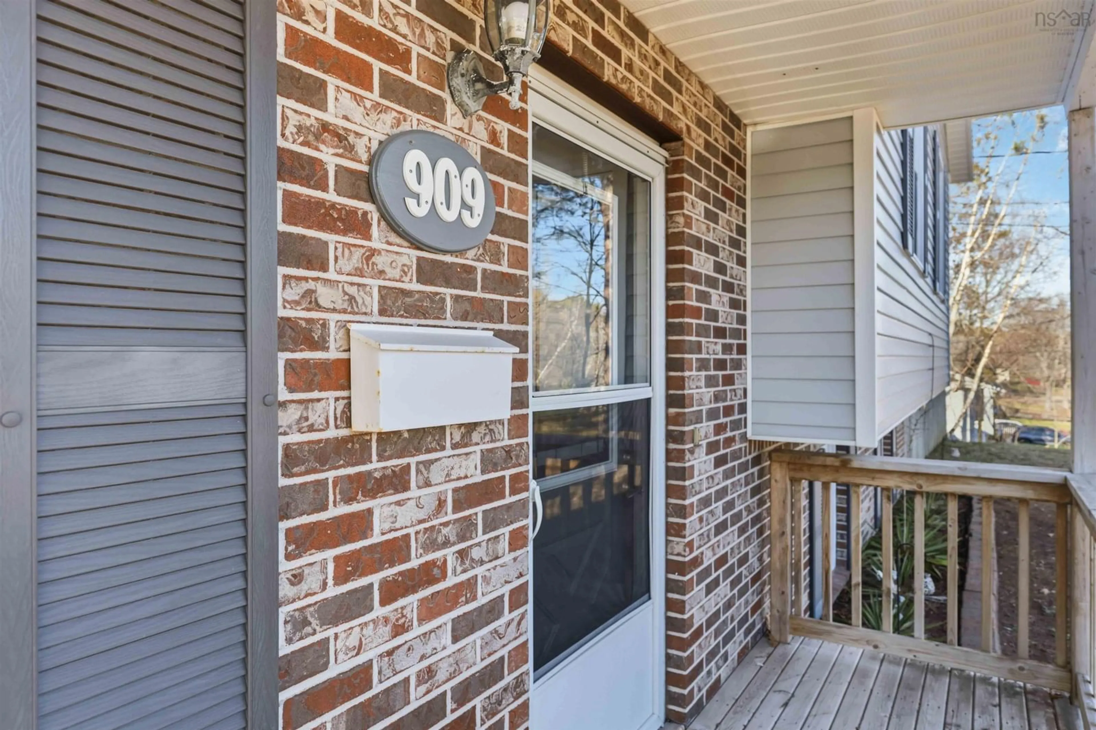 Home with brick exterior material, street for 909 Shawn Dr, Kingston Nova Scotia B0P 1R0