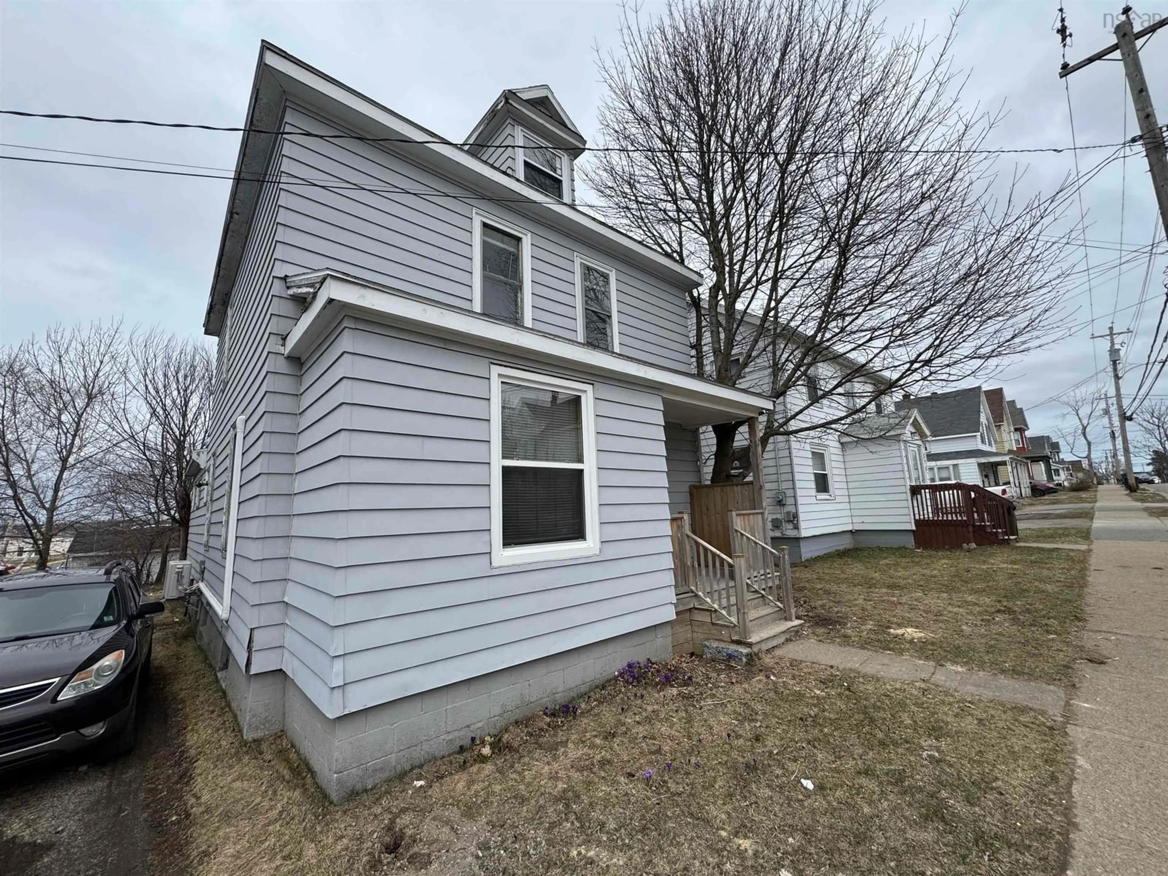Unknown for 375 Townsend St, Sydney Nova Scotia B1P 5G3