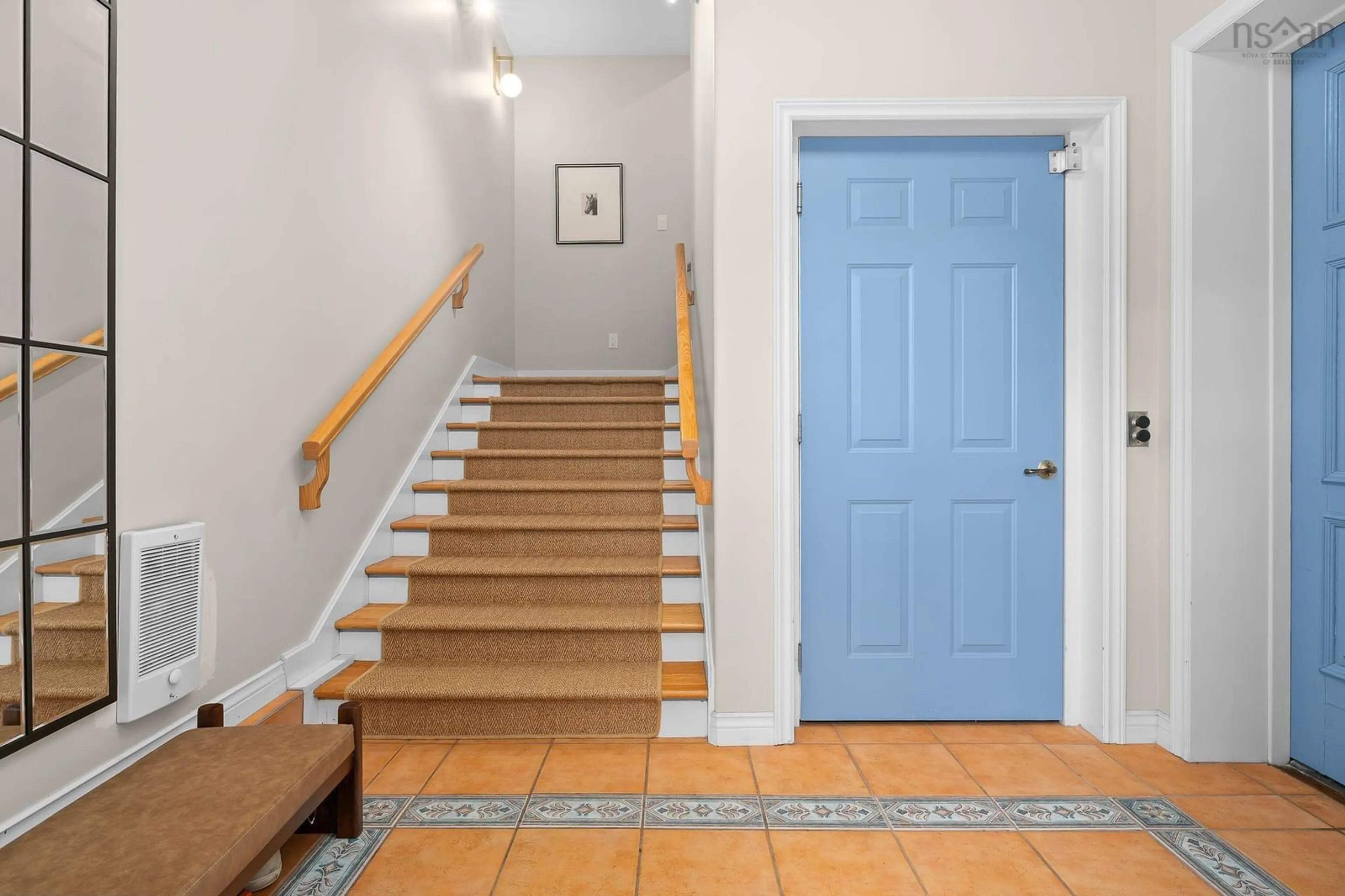 Indoor foyer for 12 Falcon Pl, Halifax Nova Scotia B3M 3R4