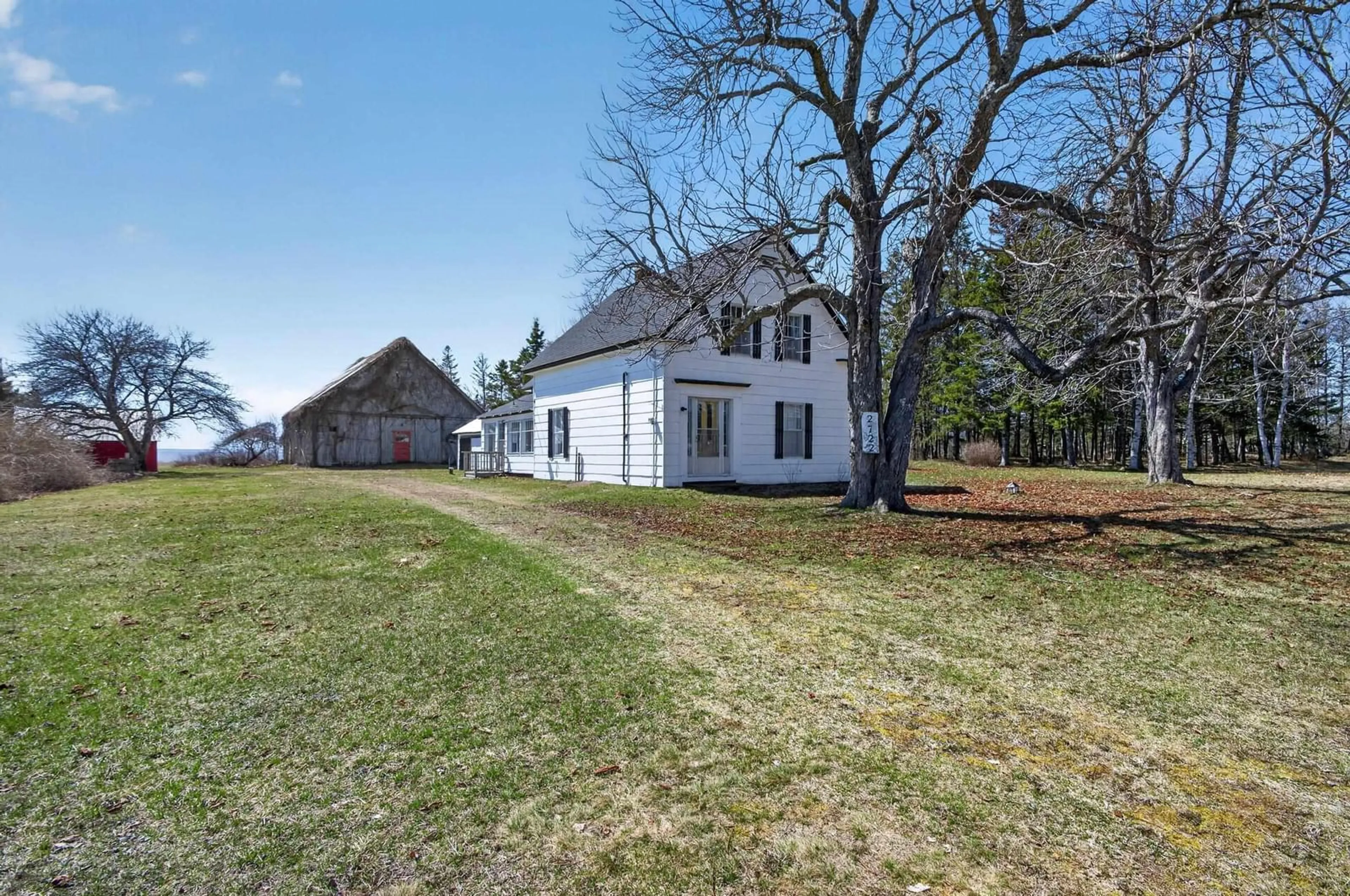 A pic from outside/outdoor area/front of a property/back of a property/a pic from drone, unknown for 2722 Highway 2 Hwy, Carrs Brook Nova Scotia B0M 1B0