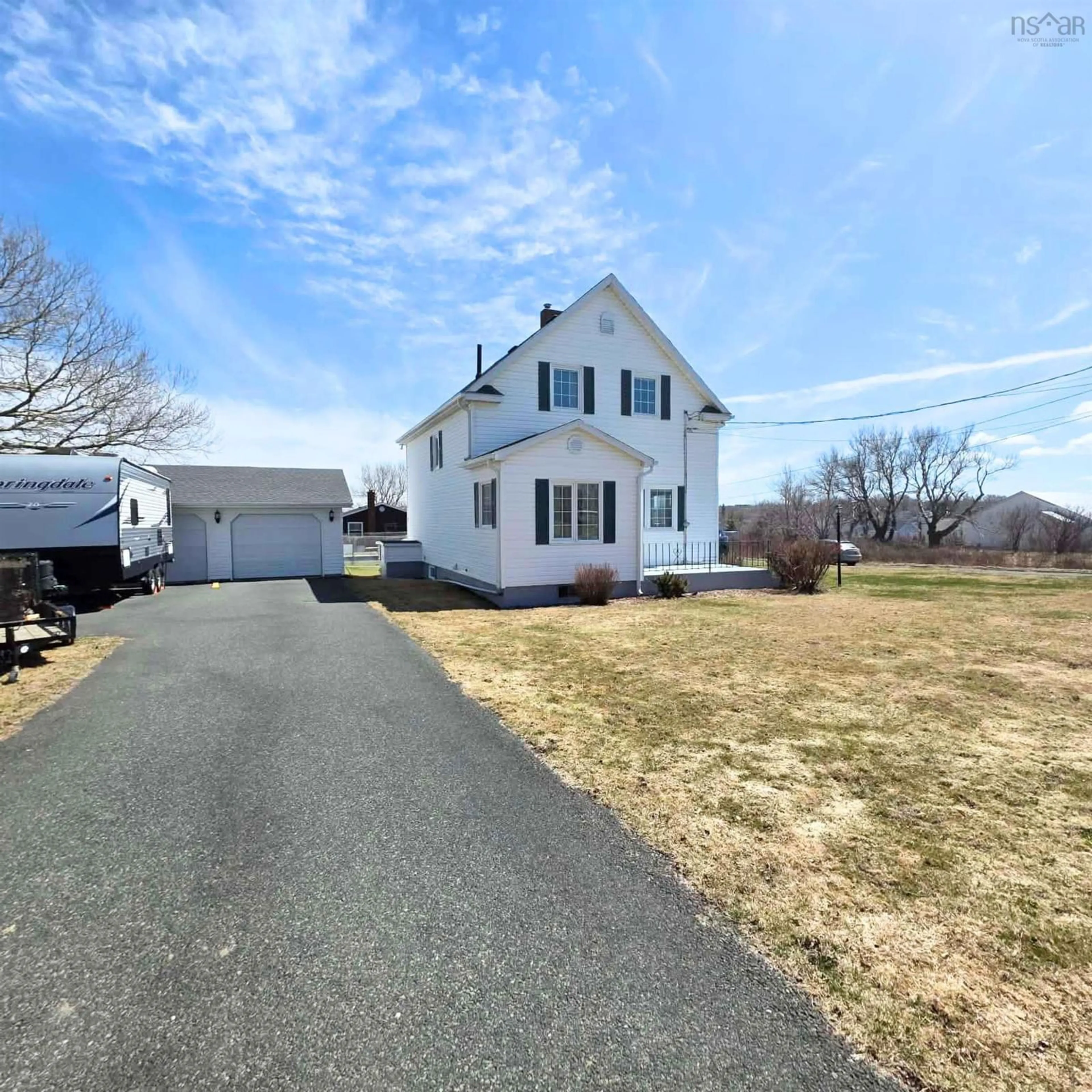 A pic from outside/outdoor area/front of a property/back of a property/a pic from drone, street for 280 Convent St, New Waterford Nova Scotia B1H 2Y9