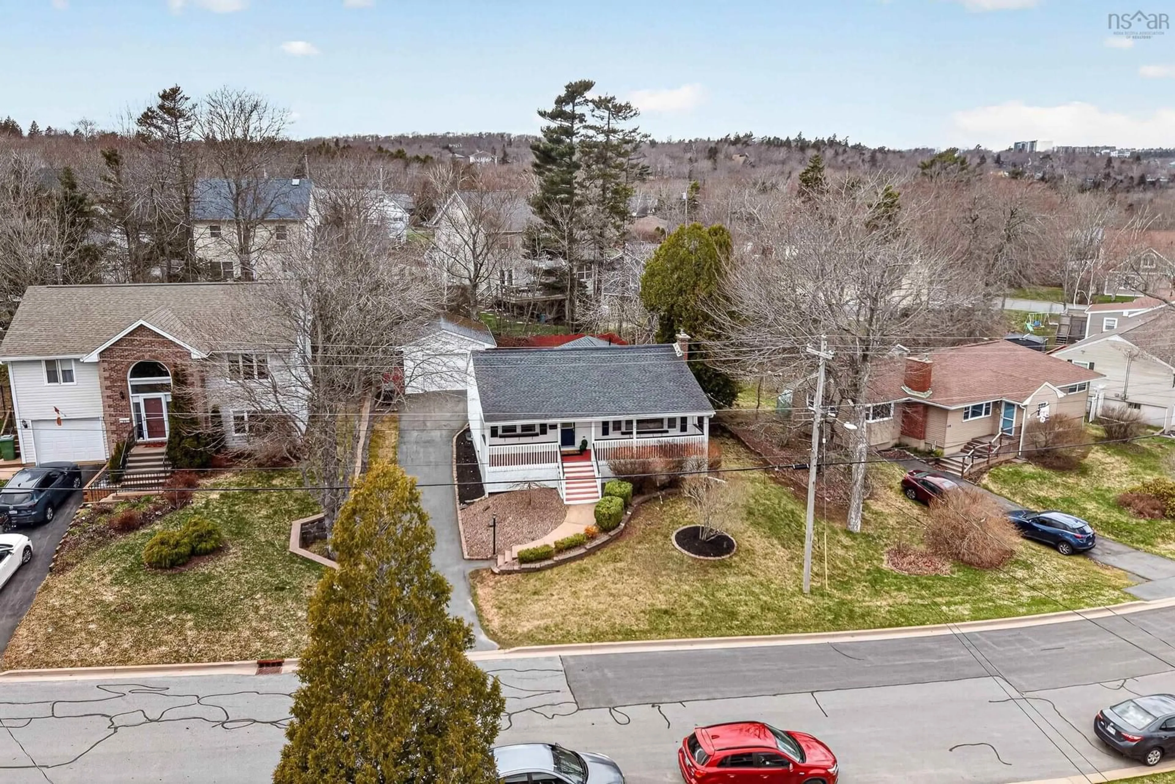 A pic from outside/outdoor area/front of a property/back of a property/a pic from drone, water/lake/river/ocean view for 47 Douglas Cres, Halifax Nova Scotia B3M 3B6