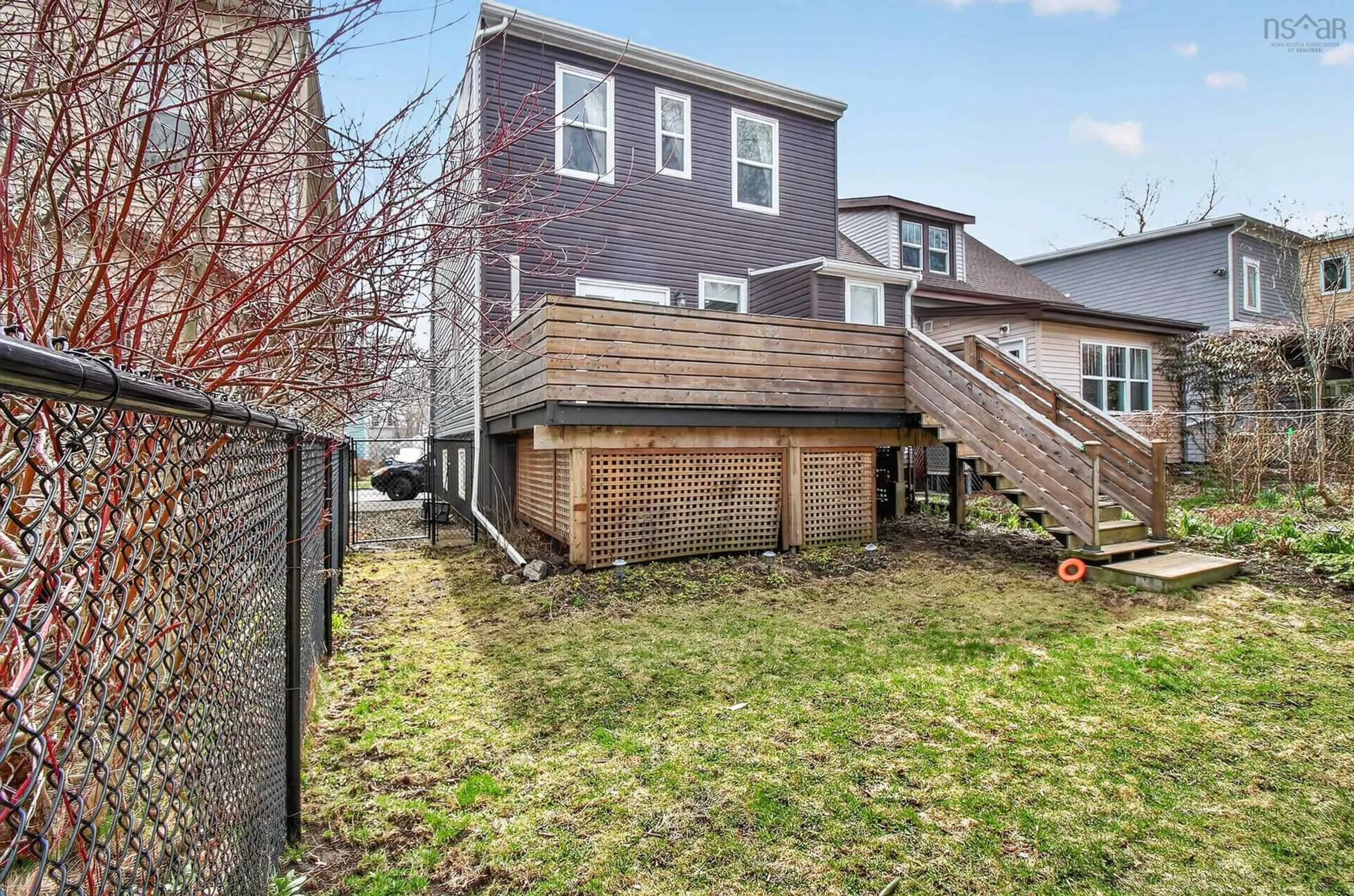 Patio, street for 6243 Seaforth St, Halifax Nova Scotia B3L 1R1
