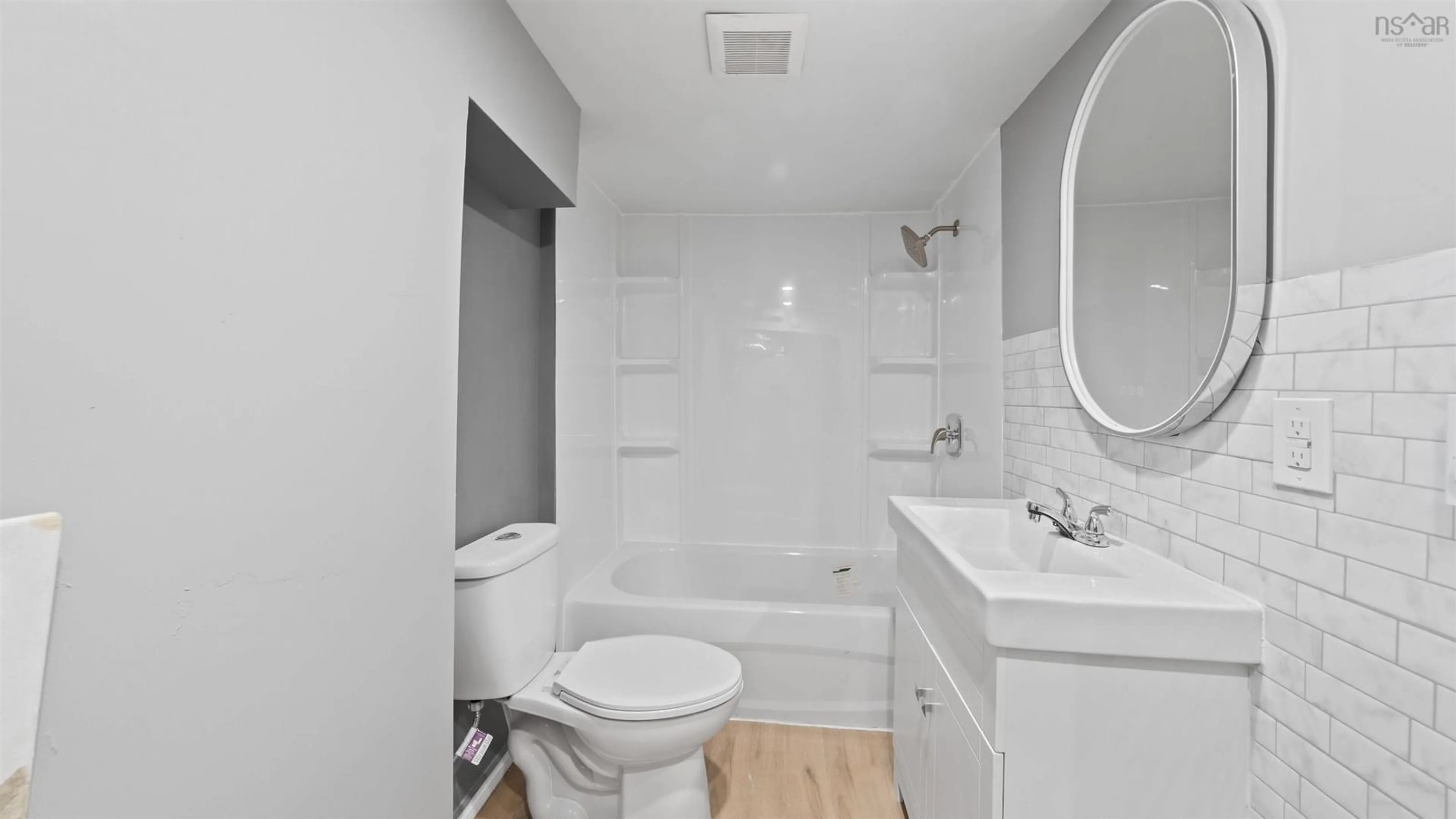 Standard bathroom, ceramic/tile floor for 3658 Albert St, Halifax Peninsula Nova Scotia B3K 3N8