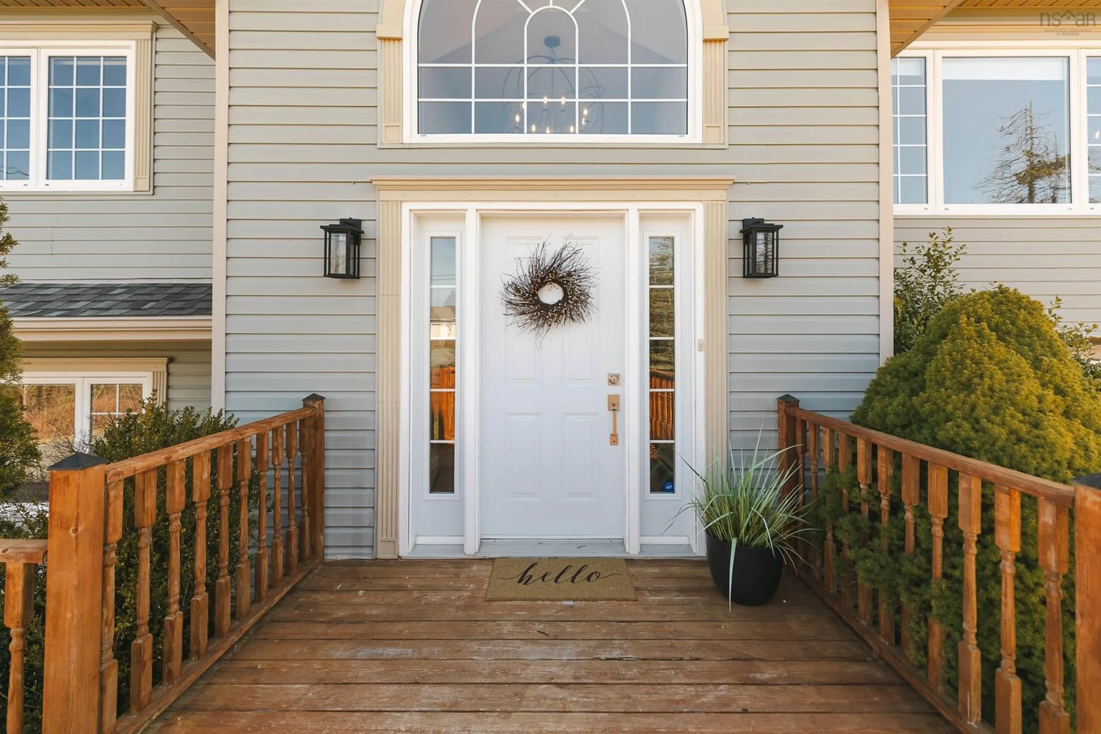 Indoor entryway for 626 Westwood Blvd, Tantallon Nova Scotia B3Z 4K5