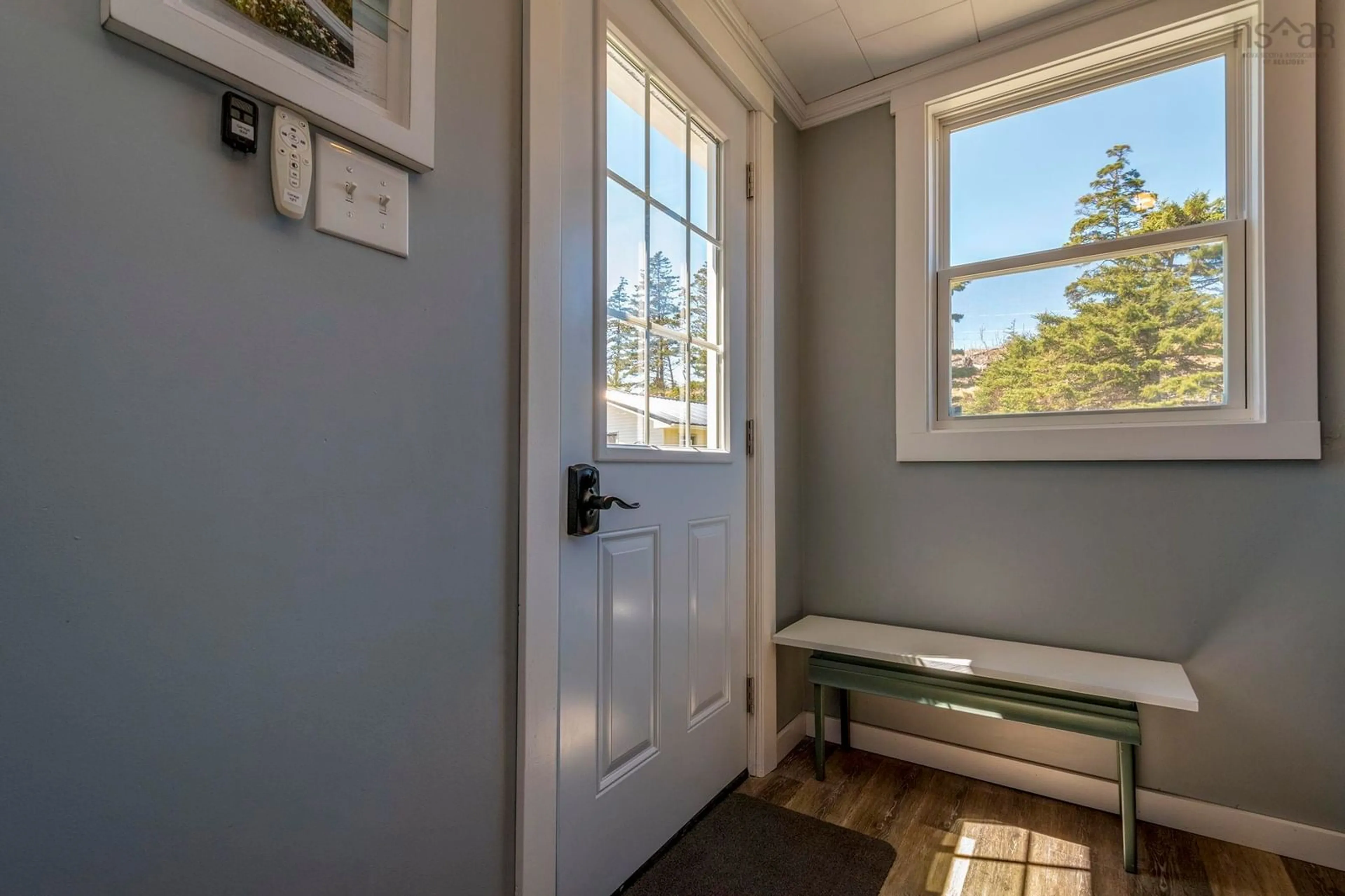 Indoor entryway for 1772 304 Hwy, Cape Forchu Nova Scotia B5A 5G7