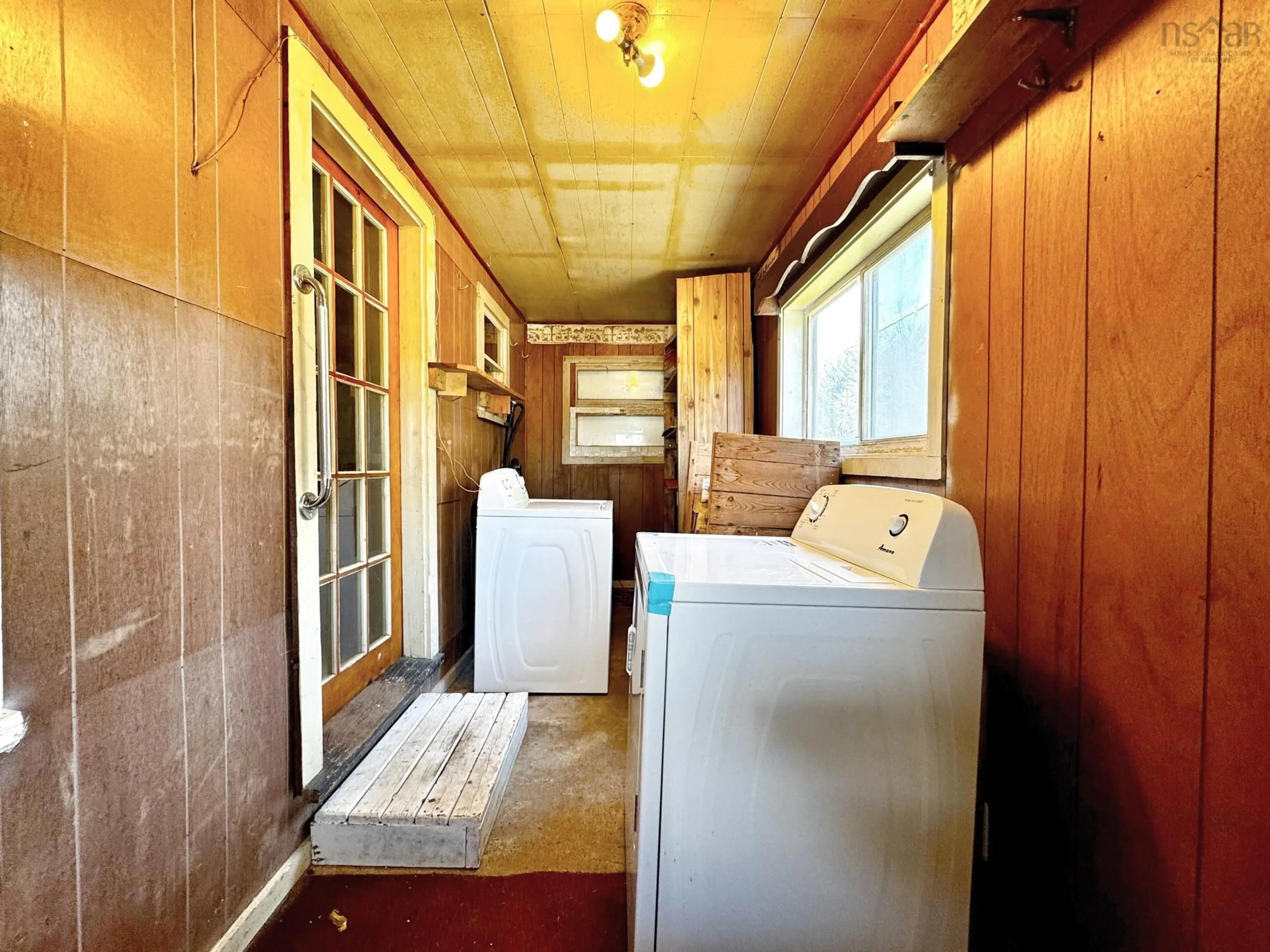 Laundry room for 9932 Highway 201, South Farmington Nova Scotia B0P 1W0