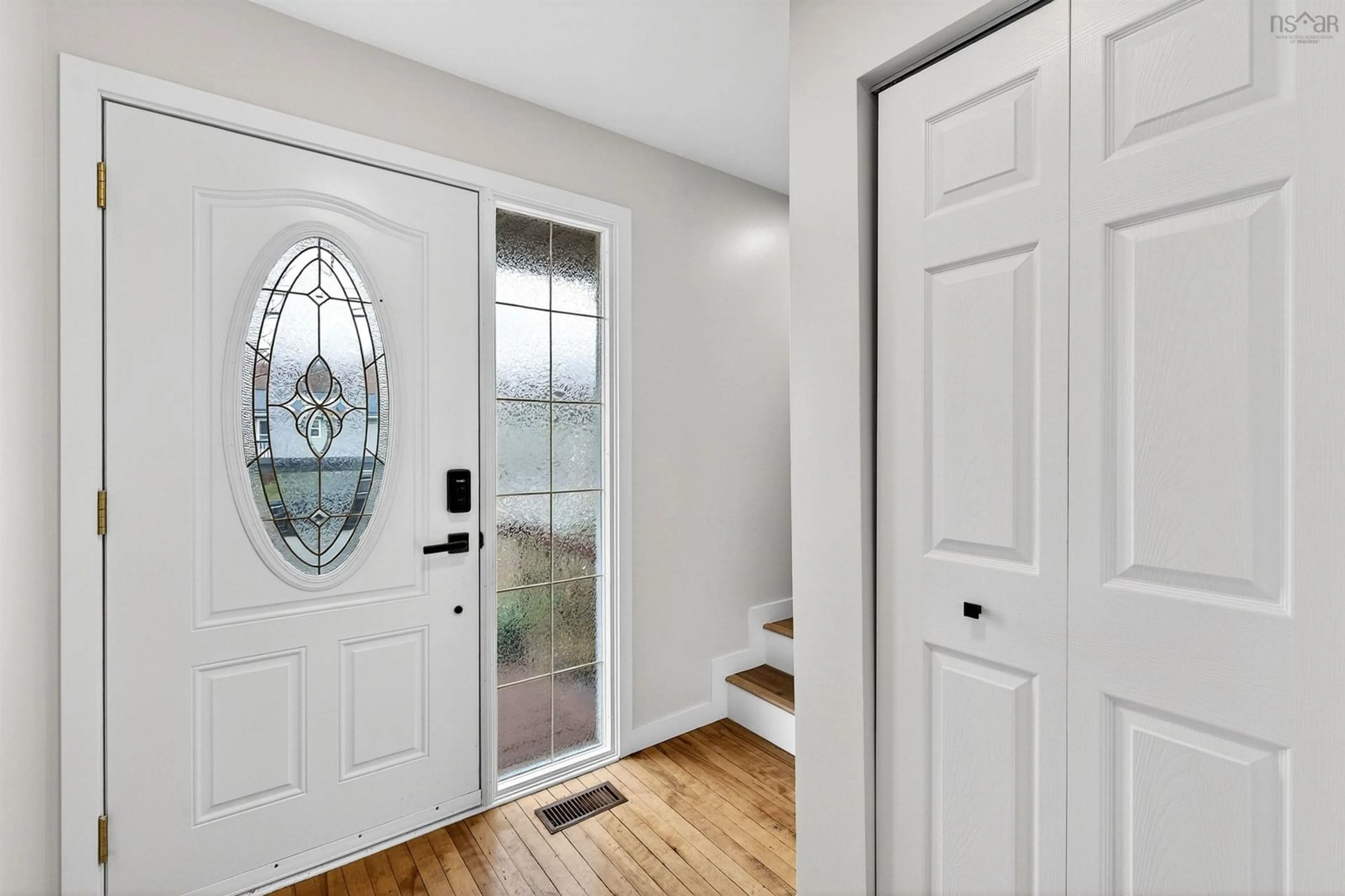 Indoor entryway for 31 Circassion Dr, Cole Harbour Nova Scotia B2W 4R2