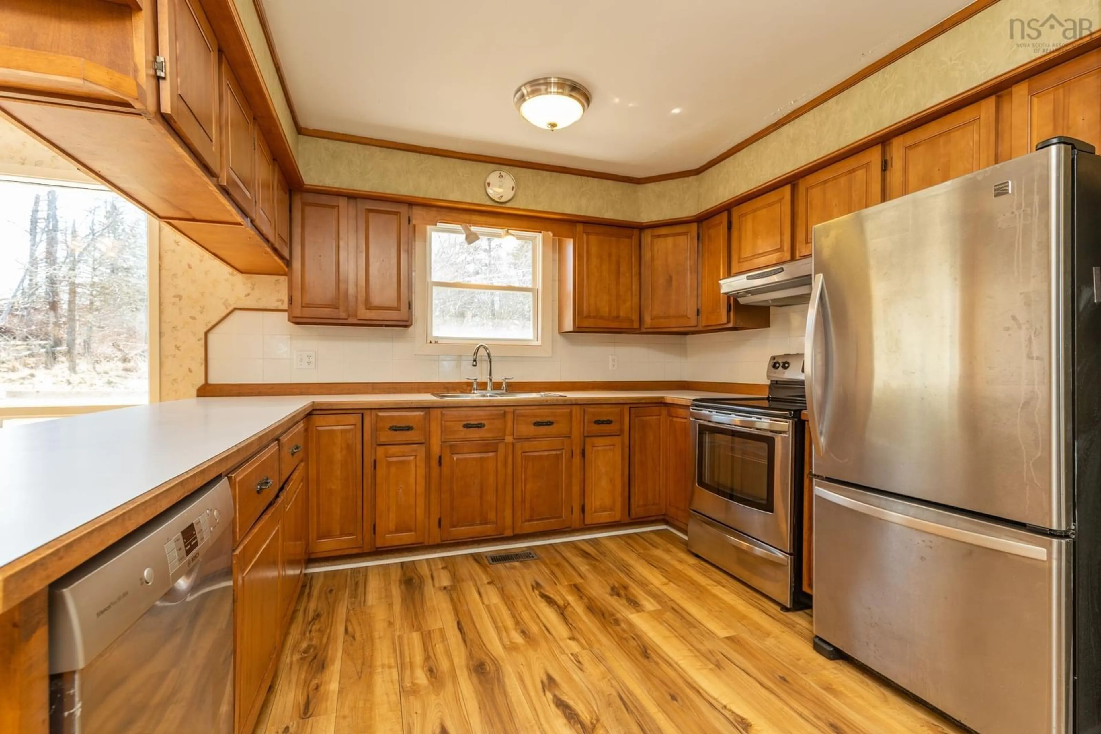 Standard kitchen, wood/laminate floor for 74 Dearman Dr, Milton Highlands Nova Scotia B5A 5H1