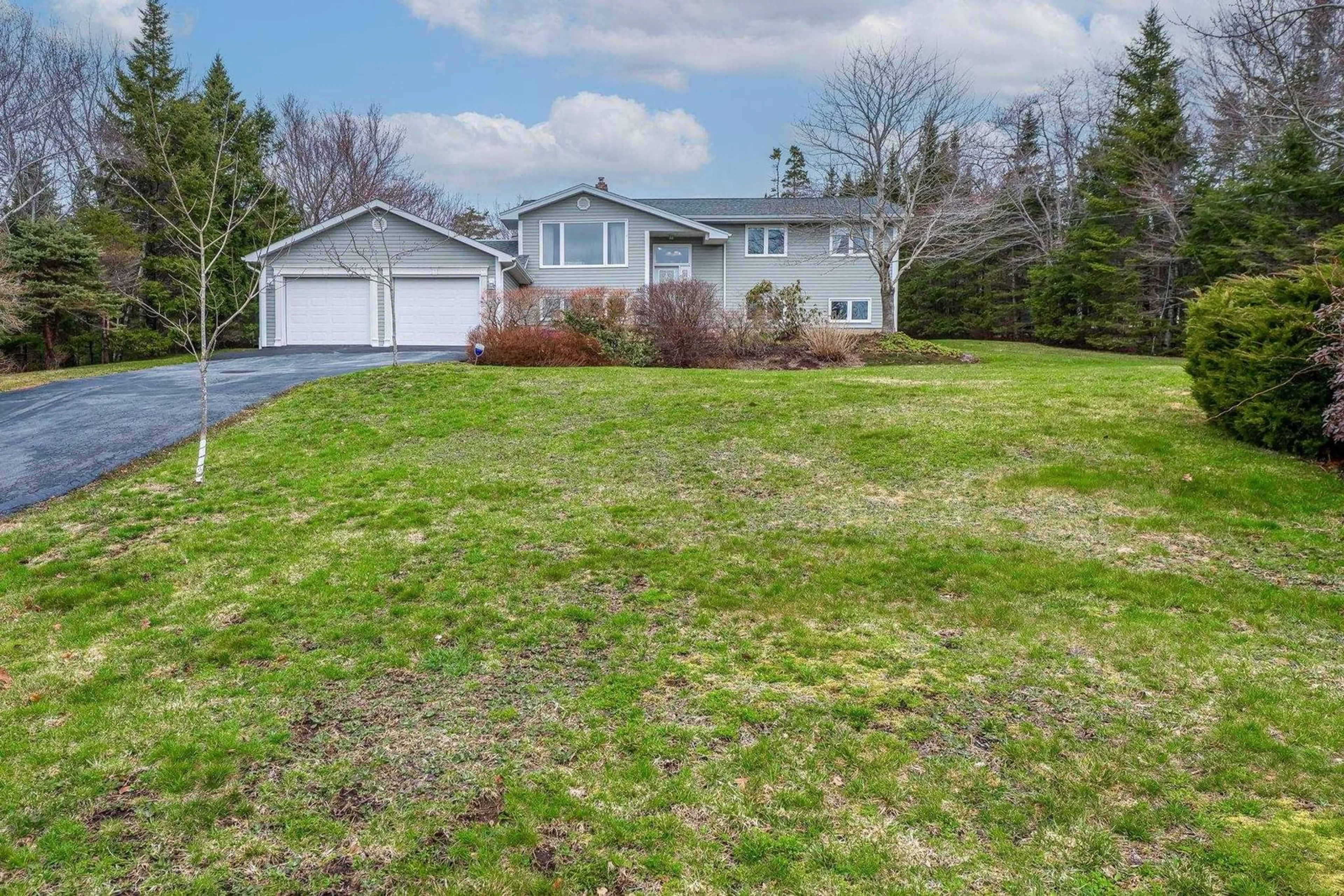 A pic from outside/outdoor area/front of a property/back of a property/a pic from drone, unknown for 122 Bayview Dr, Whites Lake Nova Scotia B3T 1Z1