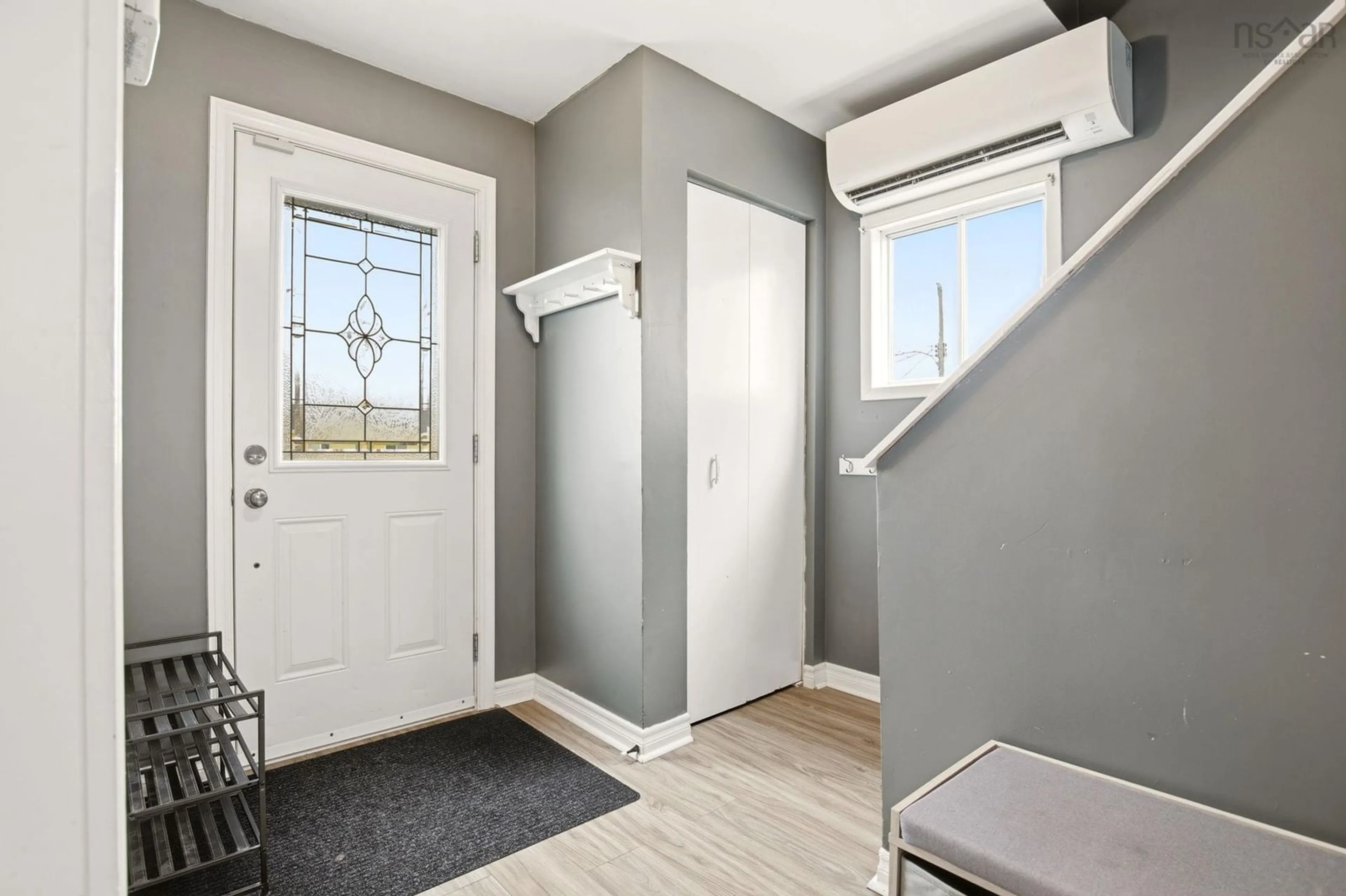 Indoor entryway for 29 Seawood Ave, Lower Sackville Nova Scotia B4C 2L1