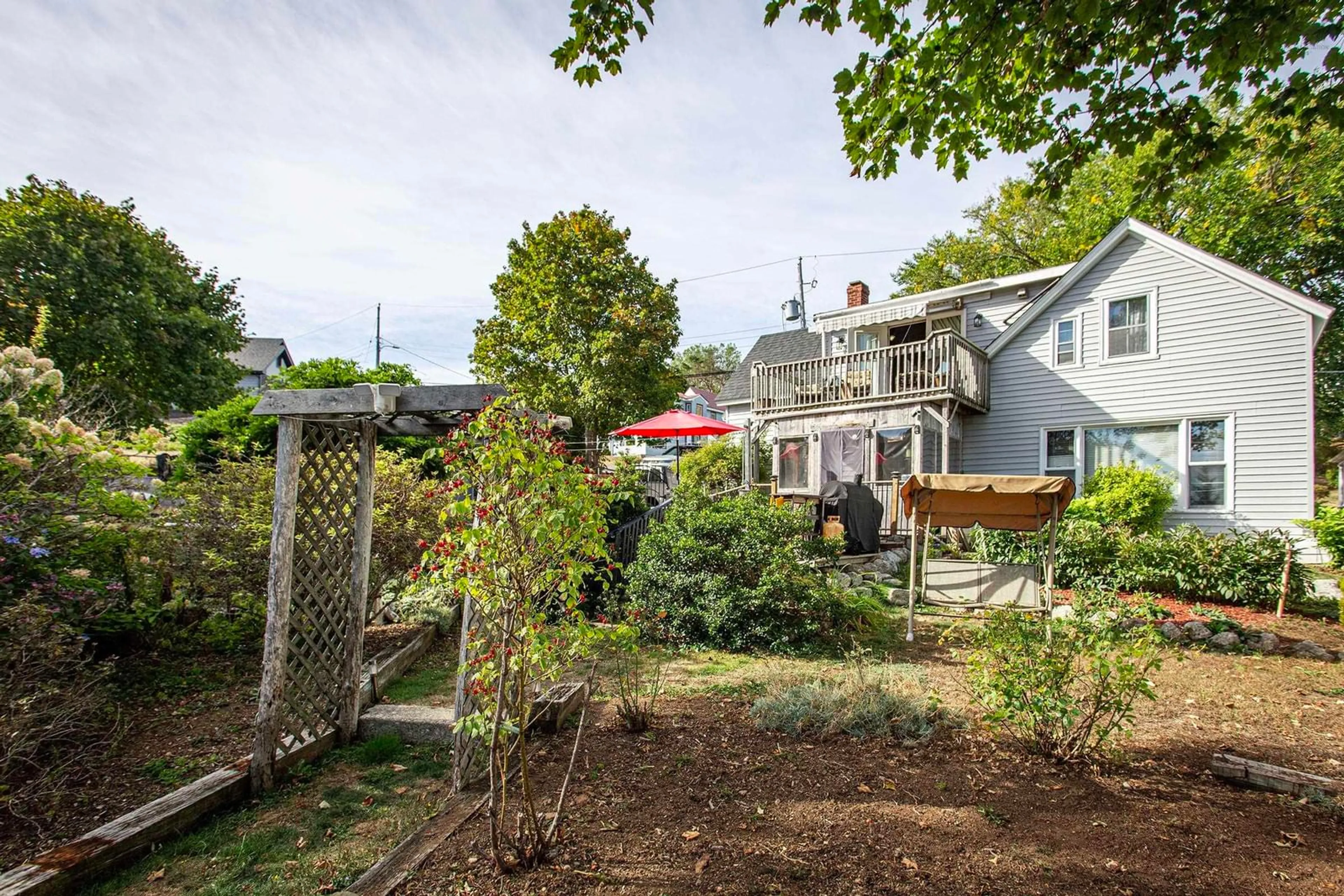 Patio, street for 188 King St, Digby Nova Scotia B0V 1A0
