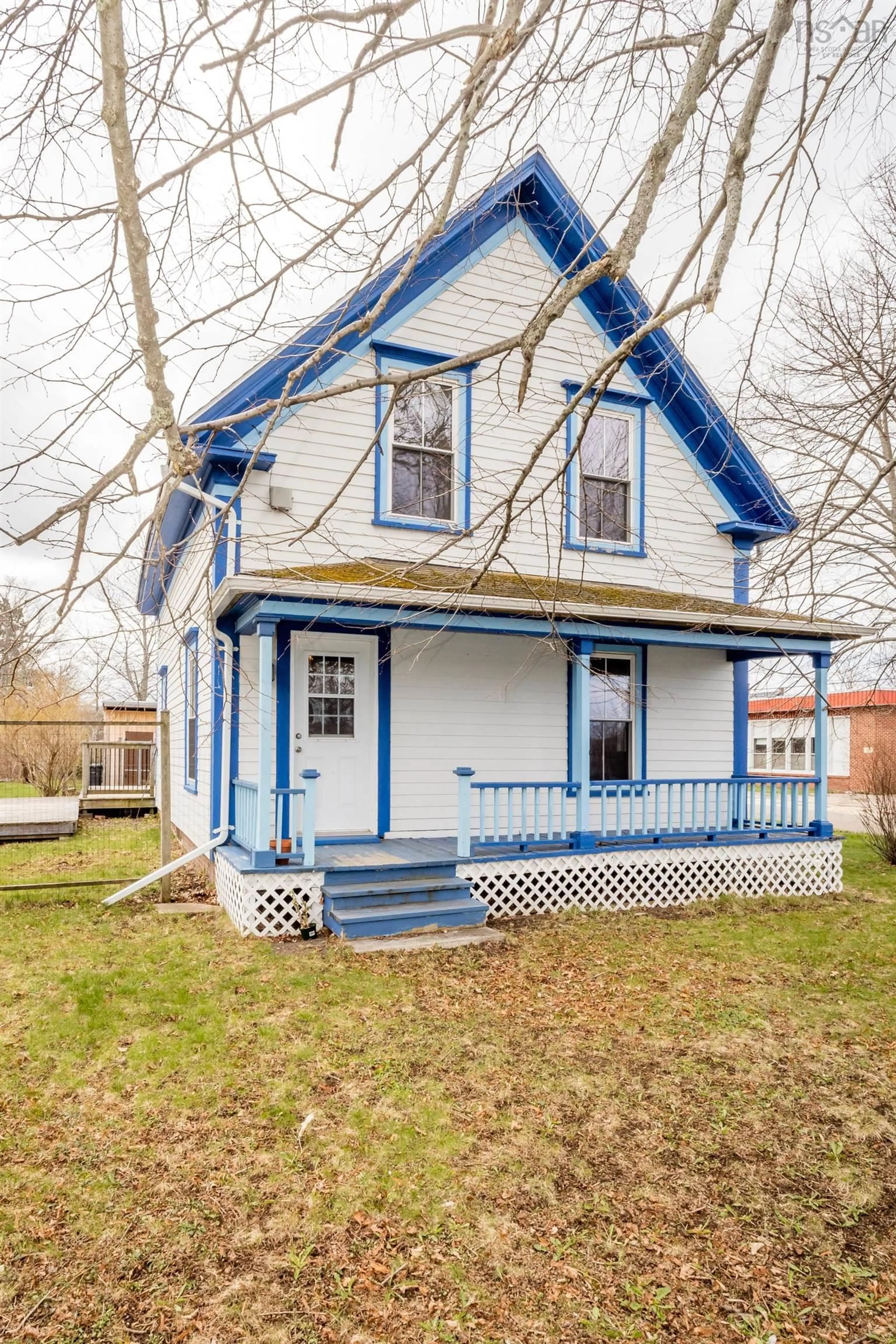 Home with vinyl exterior material, street for 15 Park St, Bridgetown Nova Scotia B0S 1C0