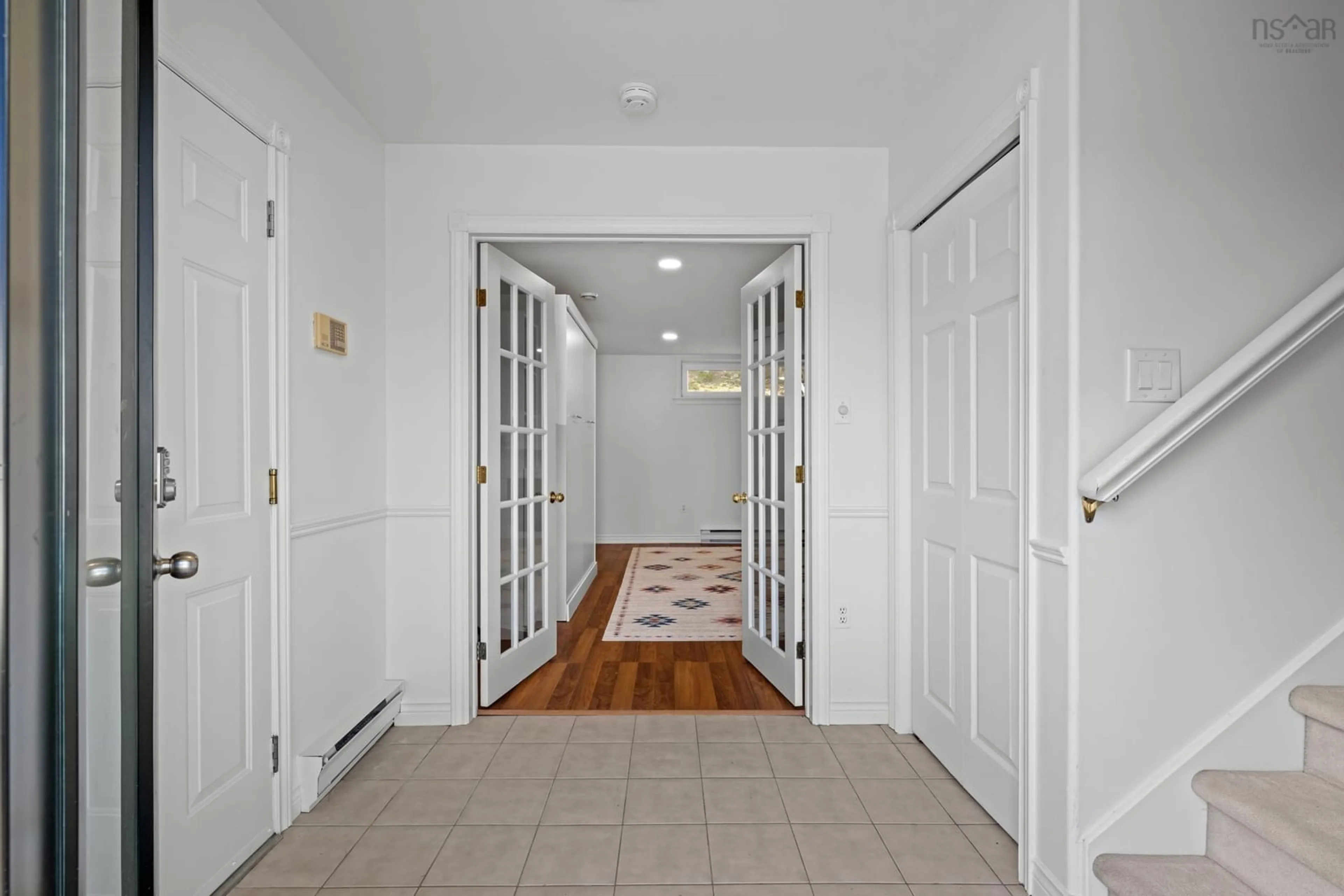 Indoor foyer for 37 Royal Masts Way, Bedford Nova Scotia B4A 4B1