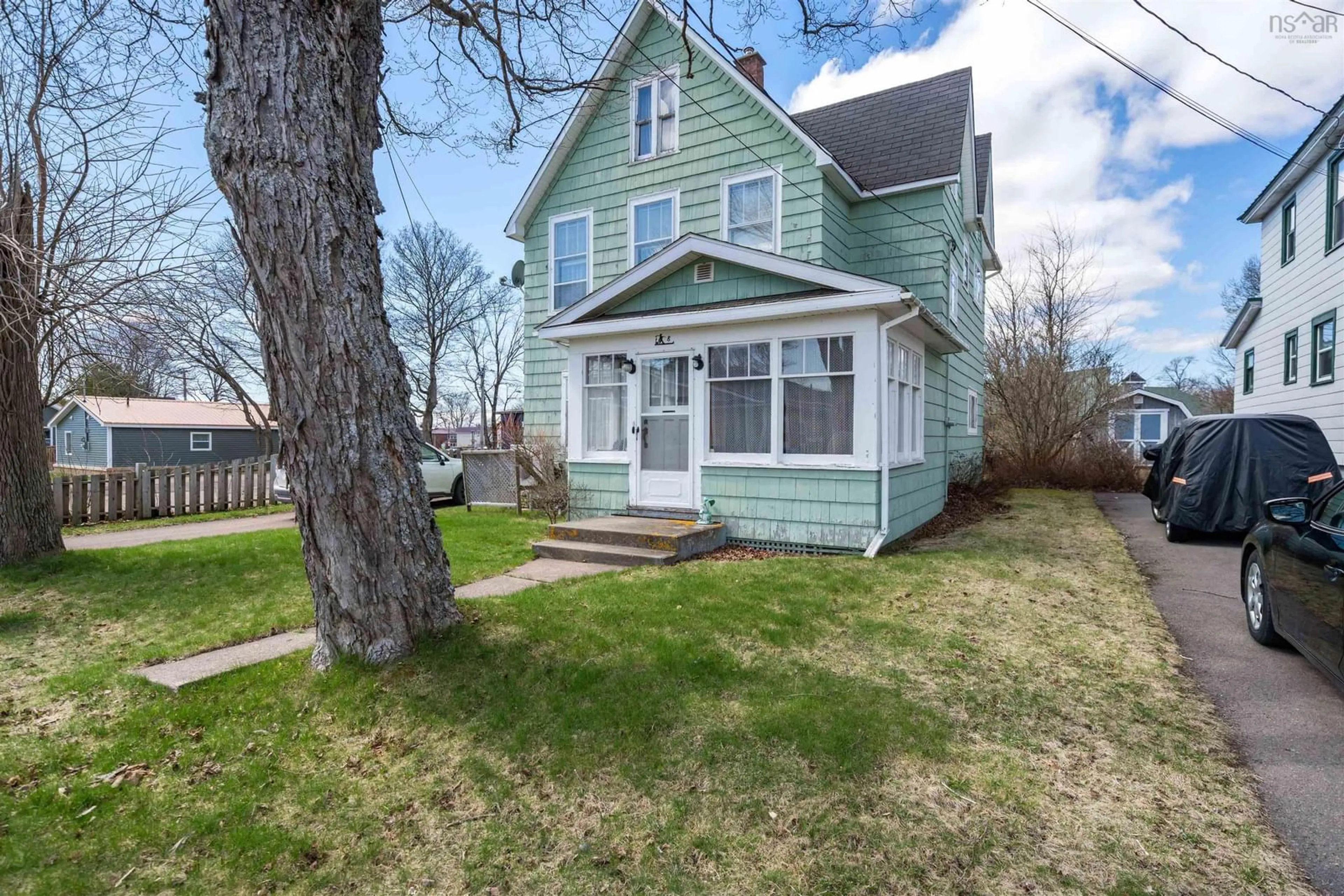 Home with vinyl exterior material, street for 8 Robie St, Amherst Nova Scotia B4H 2C6