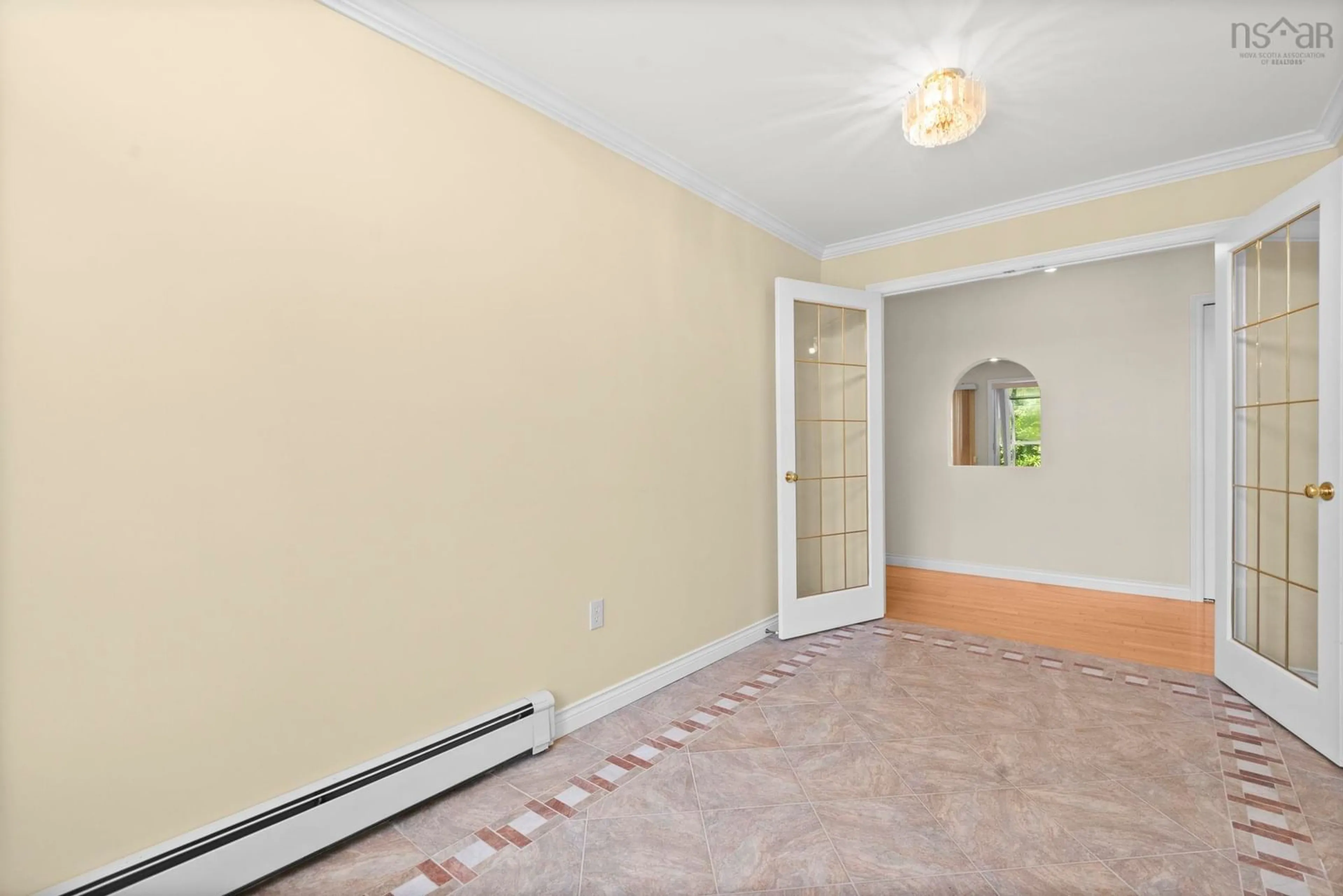 A pic of a room for 152 Roxbury Cres, Halifax Nova Scotia B3M 4T1
