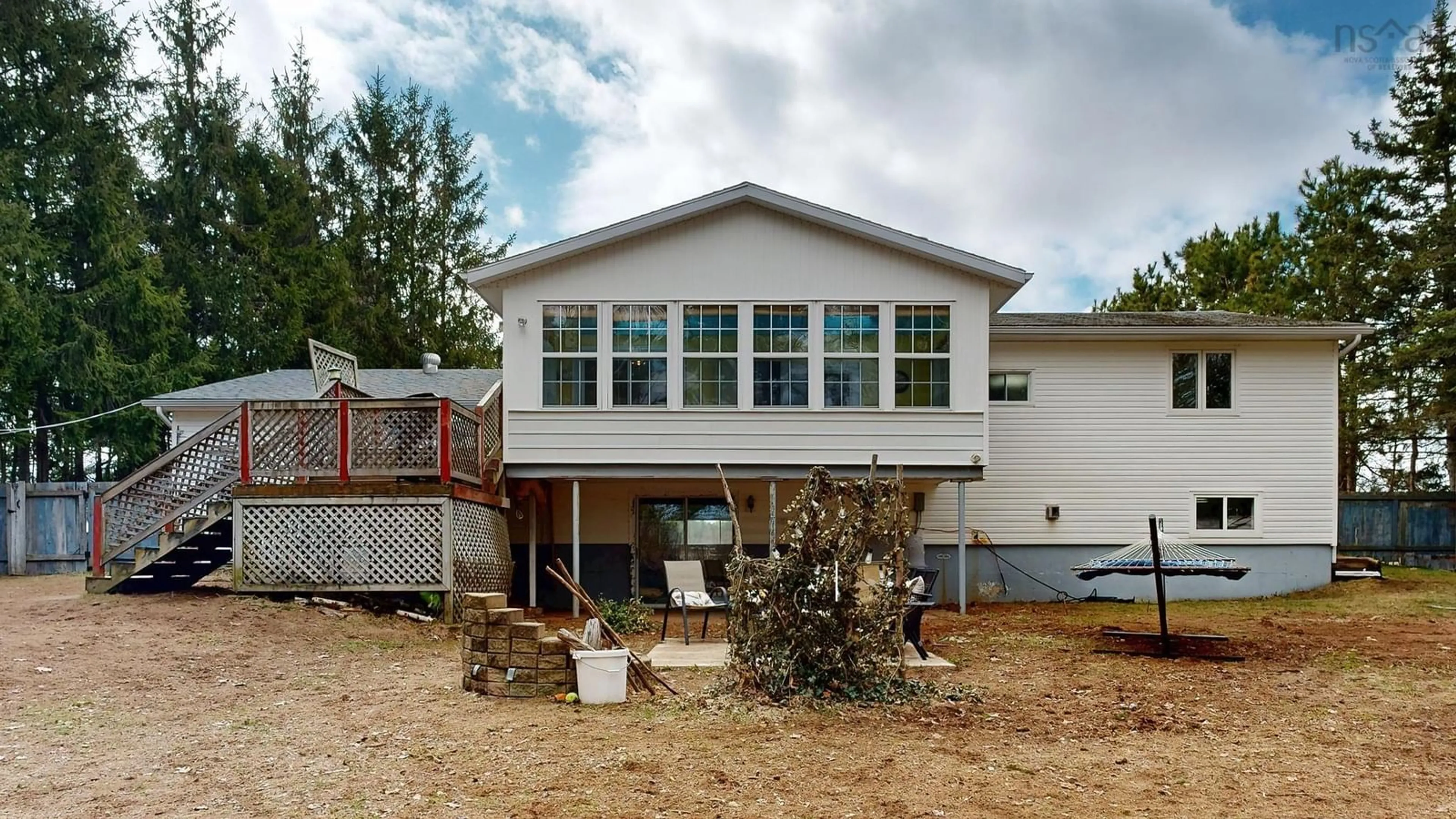 Home with vinyl exterior material, unknown for 967 Brooklyn St, North Kingston Nova Scotia B0P 1R0