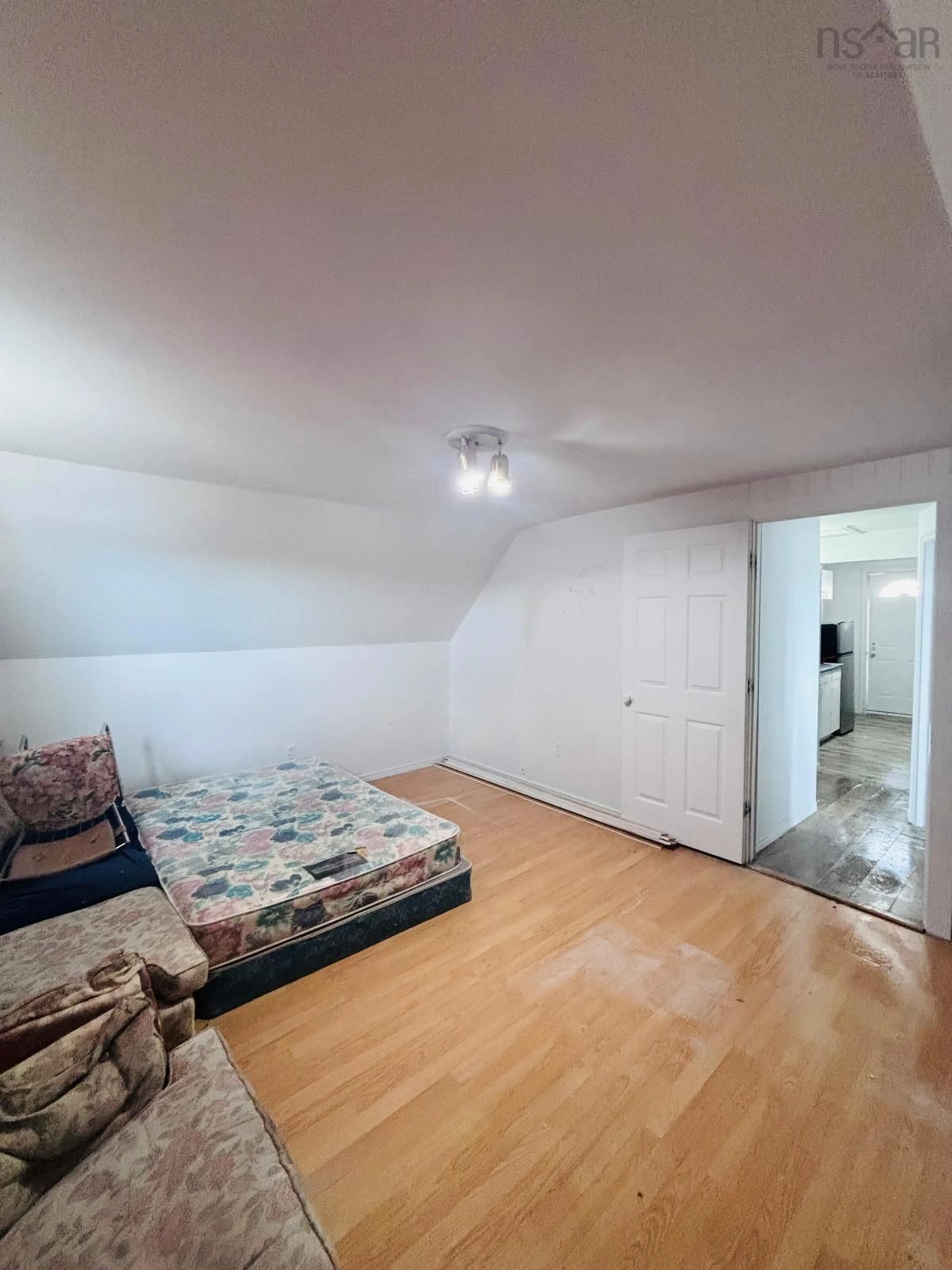 A pic of a room for 859 Victoria Rd, Sydney Nova Scotia B1N 1J9