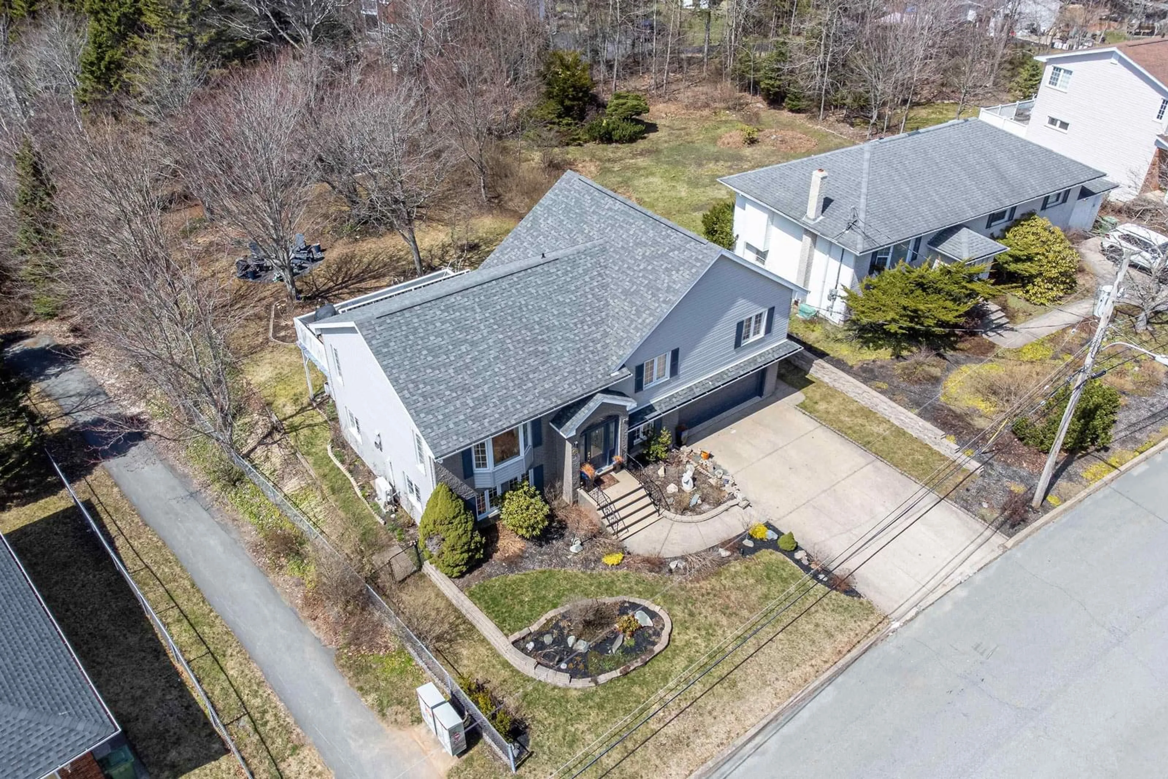 A pic from outside/outdoor area/front of a property/back of a property/a pic from drone, street for 65 Appian Way, Dartmouth Nova Scotia B2X 3G4