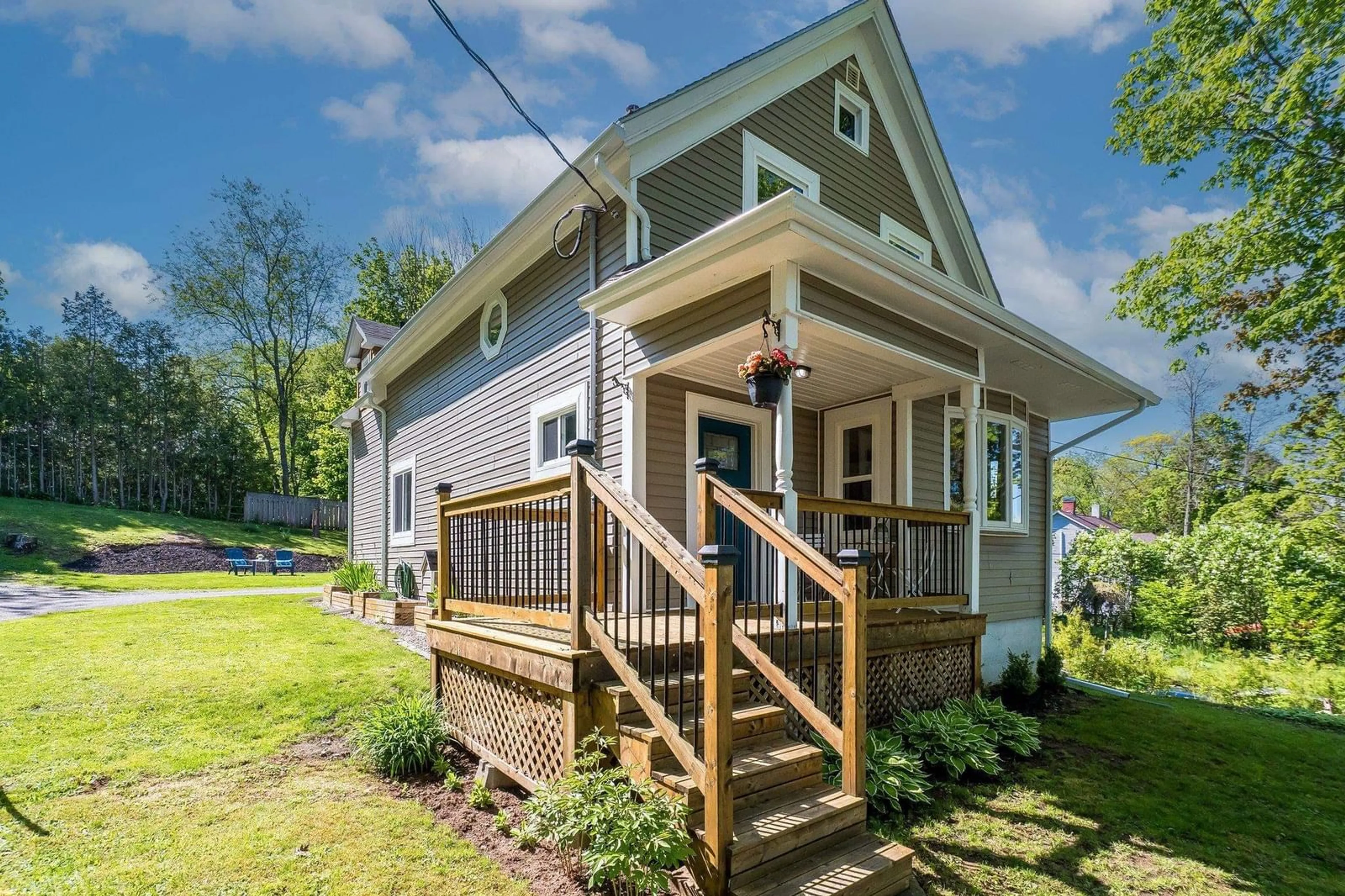 Home with vinyl exterior material, unknown for 73 Chester Ave, Kentville Nova Scotia B4N 2J5