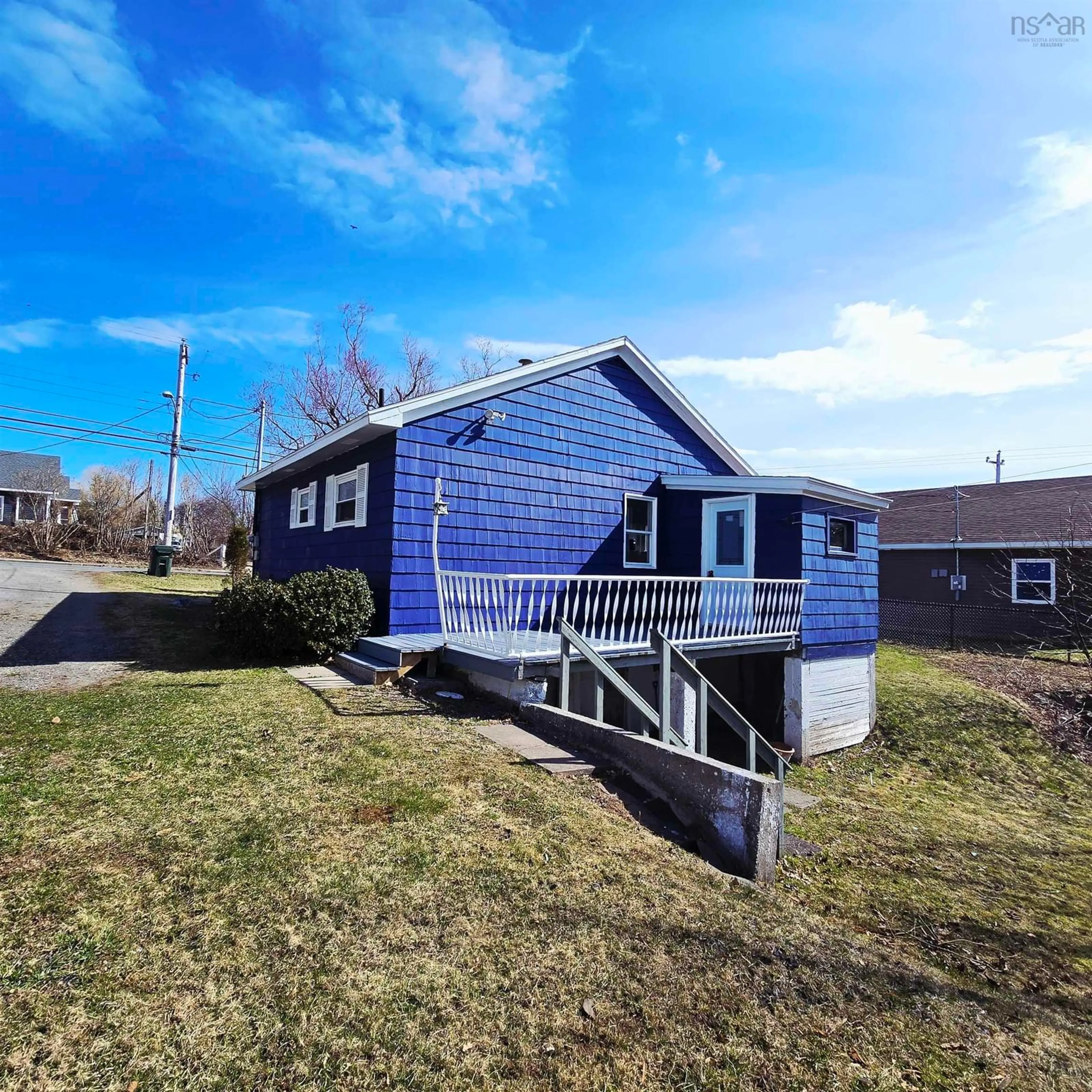 Unknown for 64 Regent St, North Sydney Nova Scotia B2A 2G2