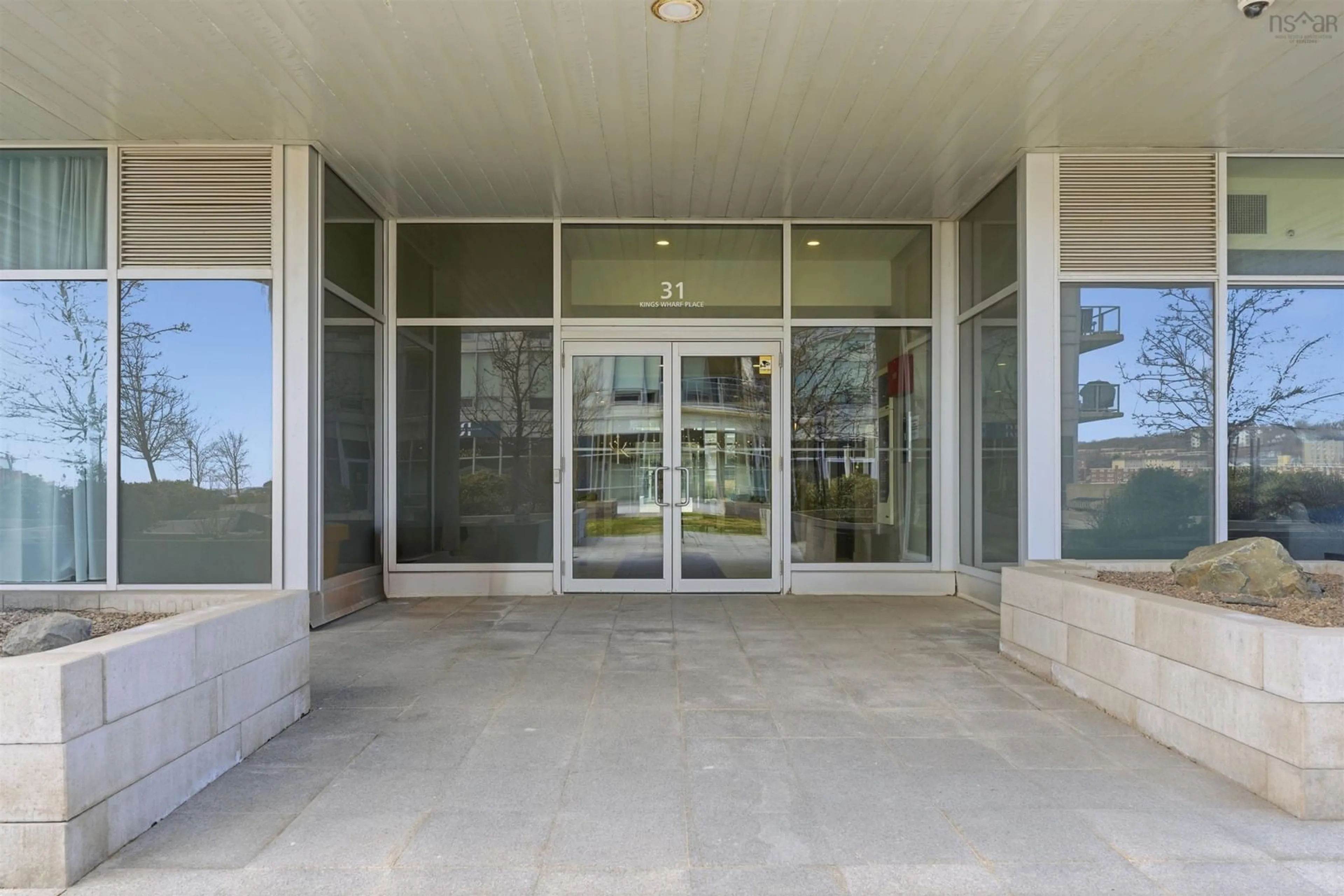 Indoor foyer for 31 Kings Wharf Pl #607, Dartmouth Nova Scotia B2Y 0C1