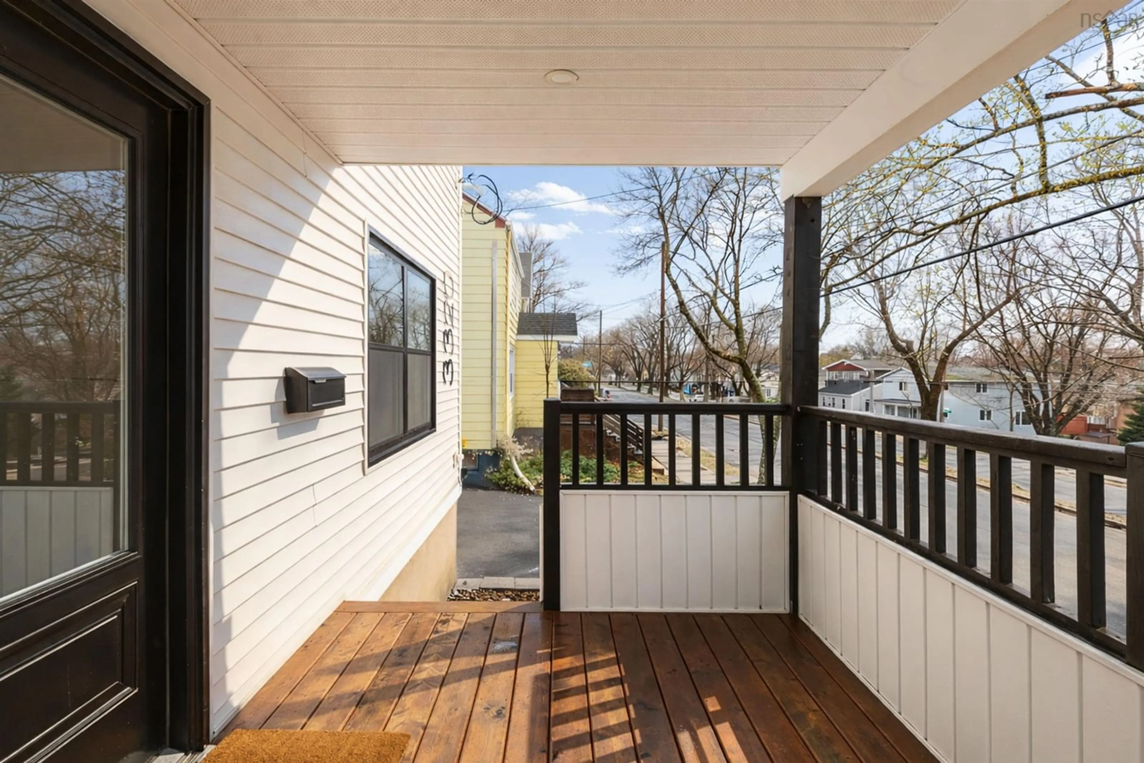 Patio, street for 3320 Agricola St, Halifax Nova Scotia B3K 4H6