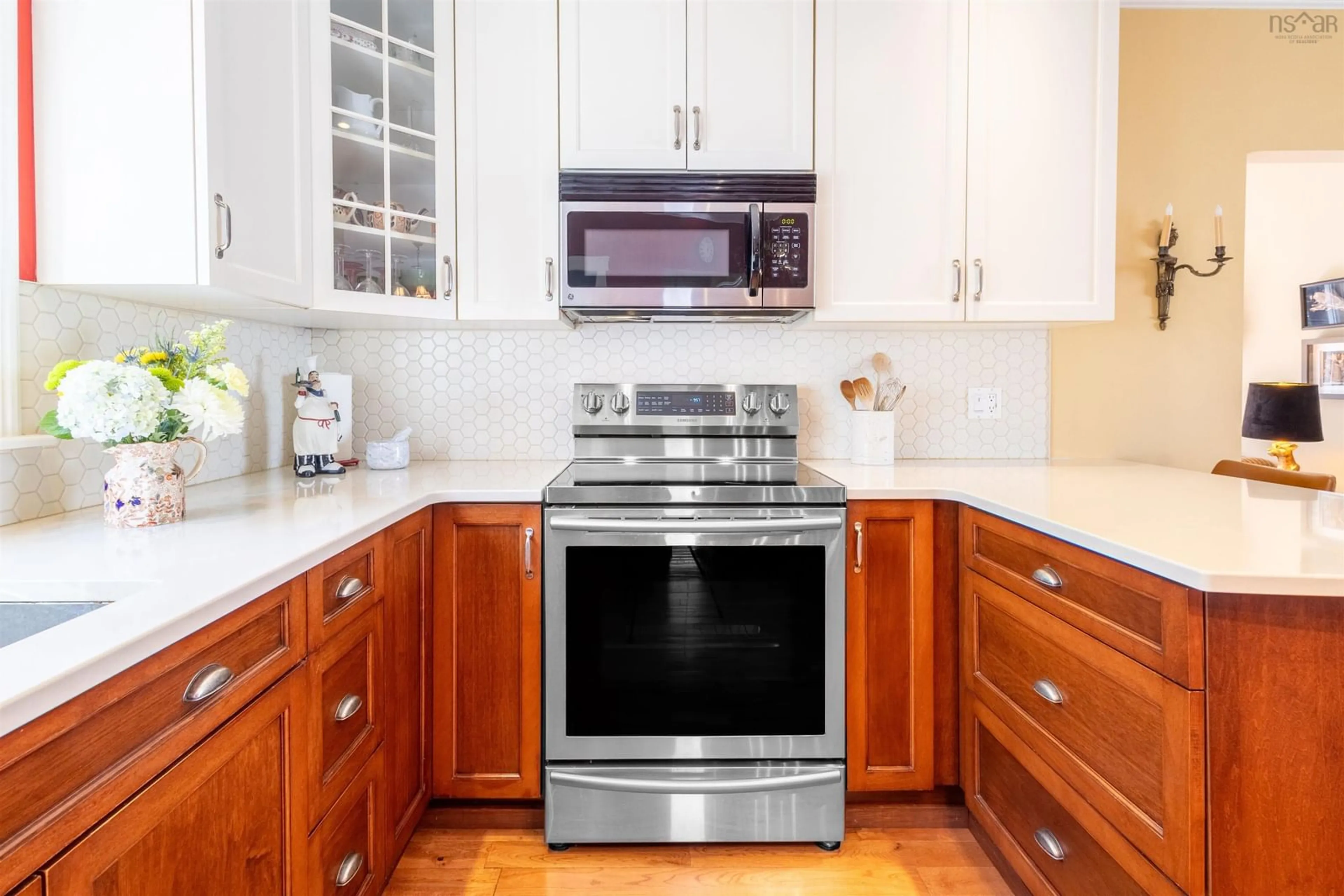 Standard kitchen, ceramic/tile floor for 102 Crescent Street, B1s 2z8 St, Sydney Nova Scotia B1S 2Z8