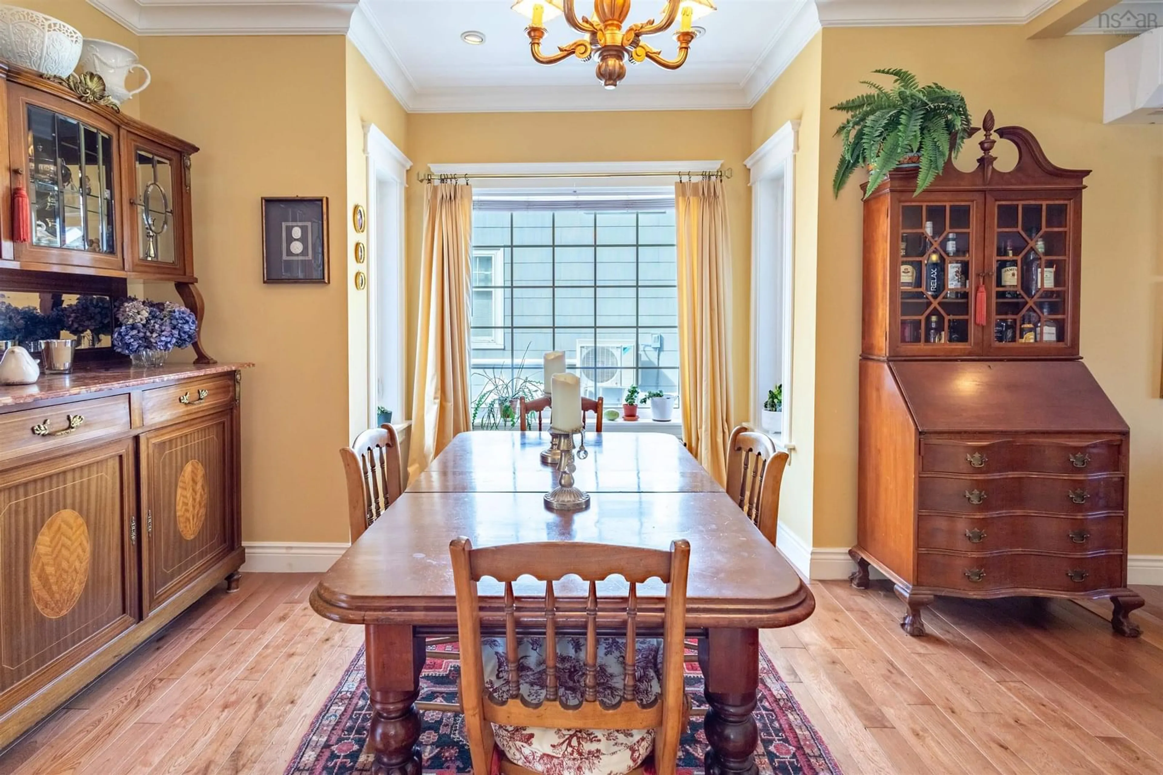Dining room, wood/laminate floor for 102 Crescent Street, B1s 2z8 St, Sydney Nova Scotia B1S 2Z8