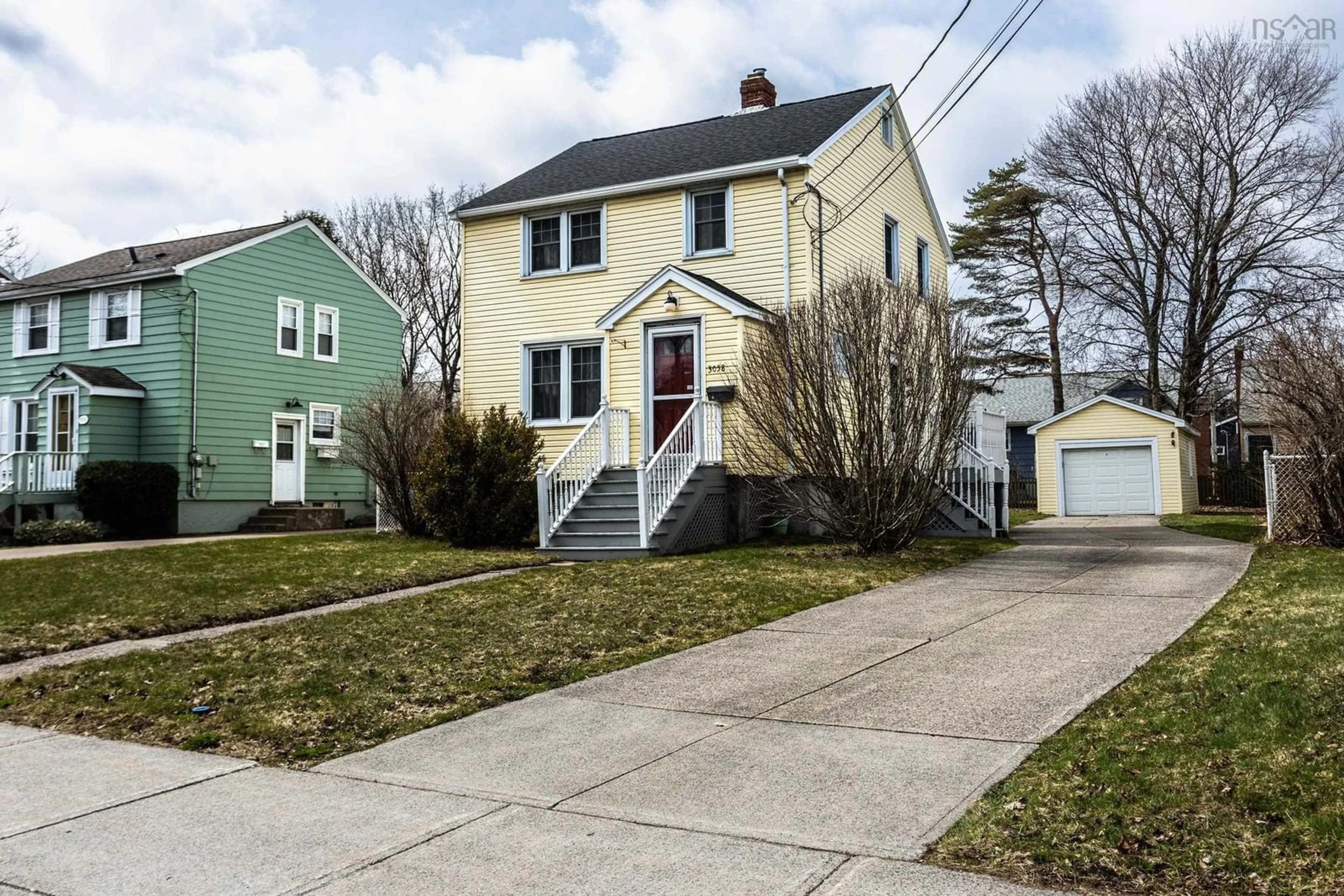Home with vinyl exterior material, street for 3058 Connaught Ave, Halifax Nova Scotia B3L 3A4