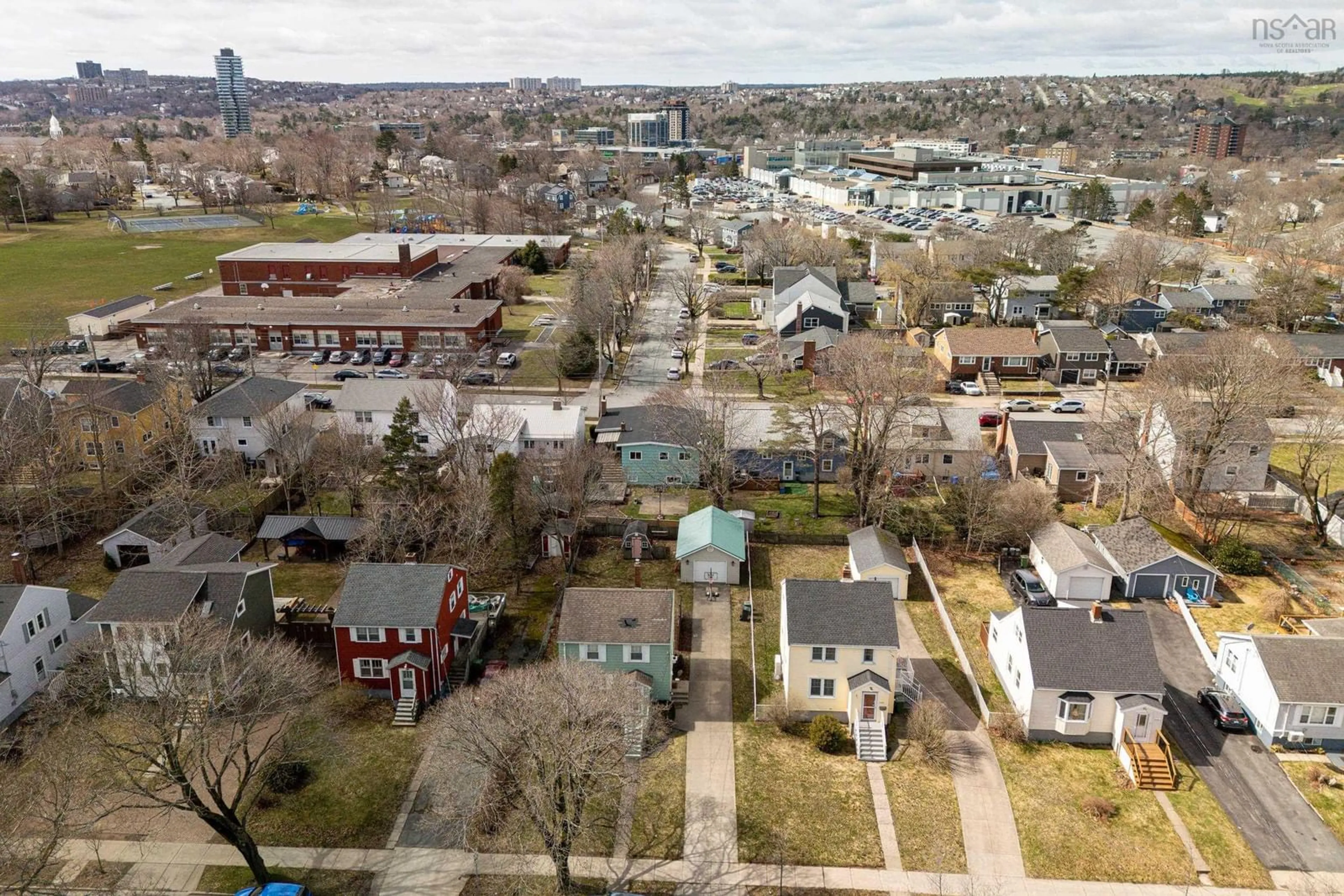 A pic from outside/outdoor area/front of a property/back of a property/a pic from drone, city buildings view from balcony for 3058 Connaught Ave, Halifax Nova Scotia B3L 3A4